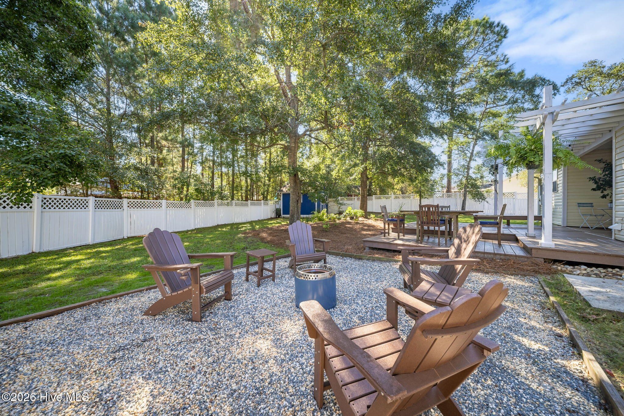 305 Hedingham Lane Property Photo 33