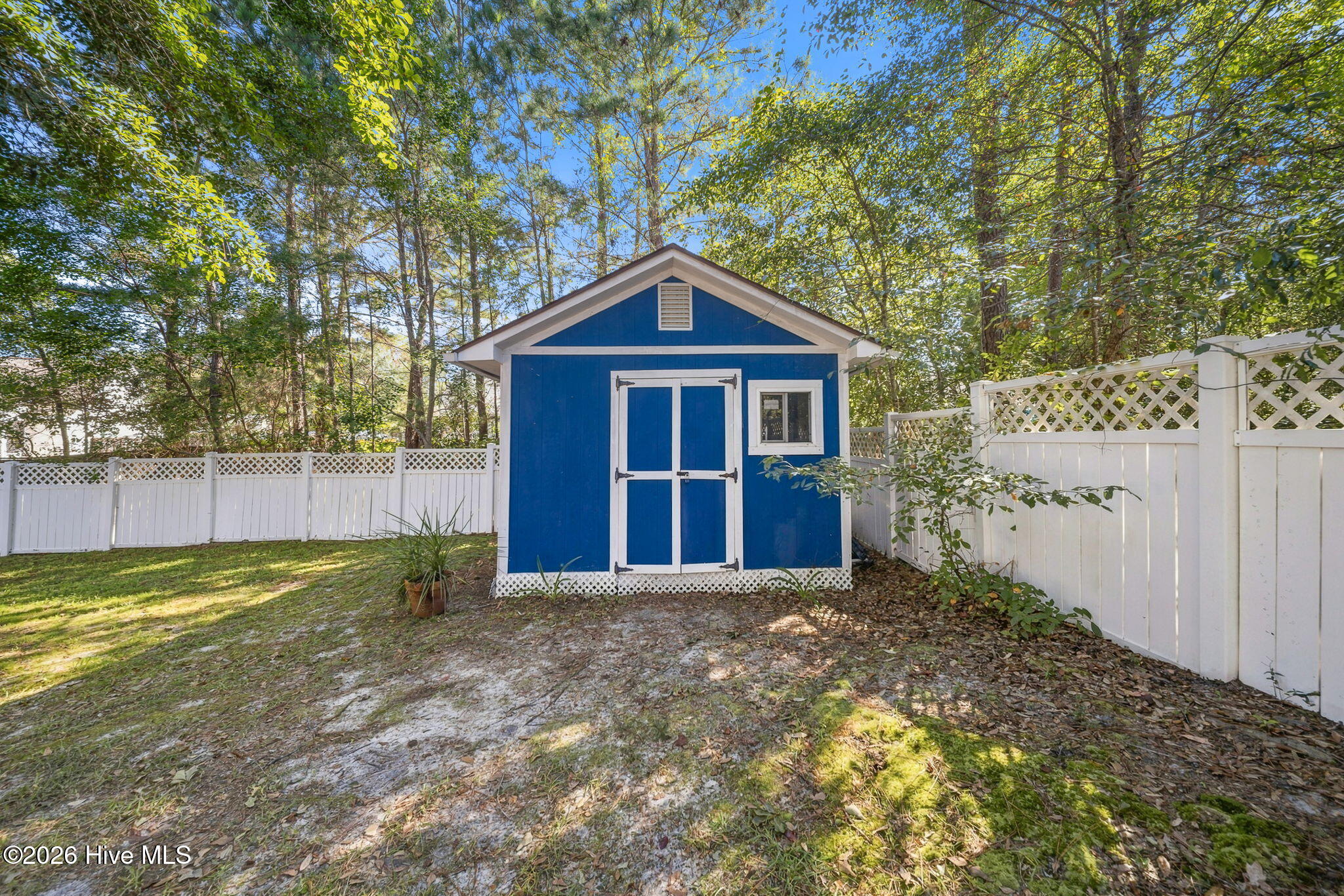 305 Hedingham Lane Property Photo 40
