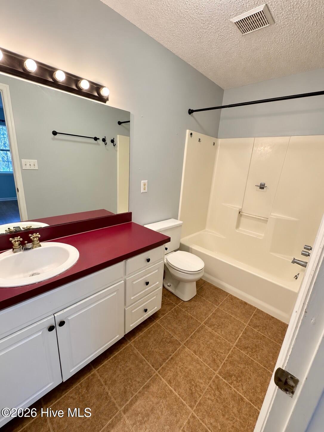 3203 Granville Court Property Photo 10