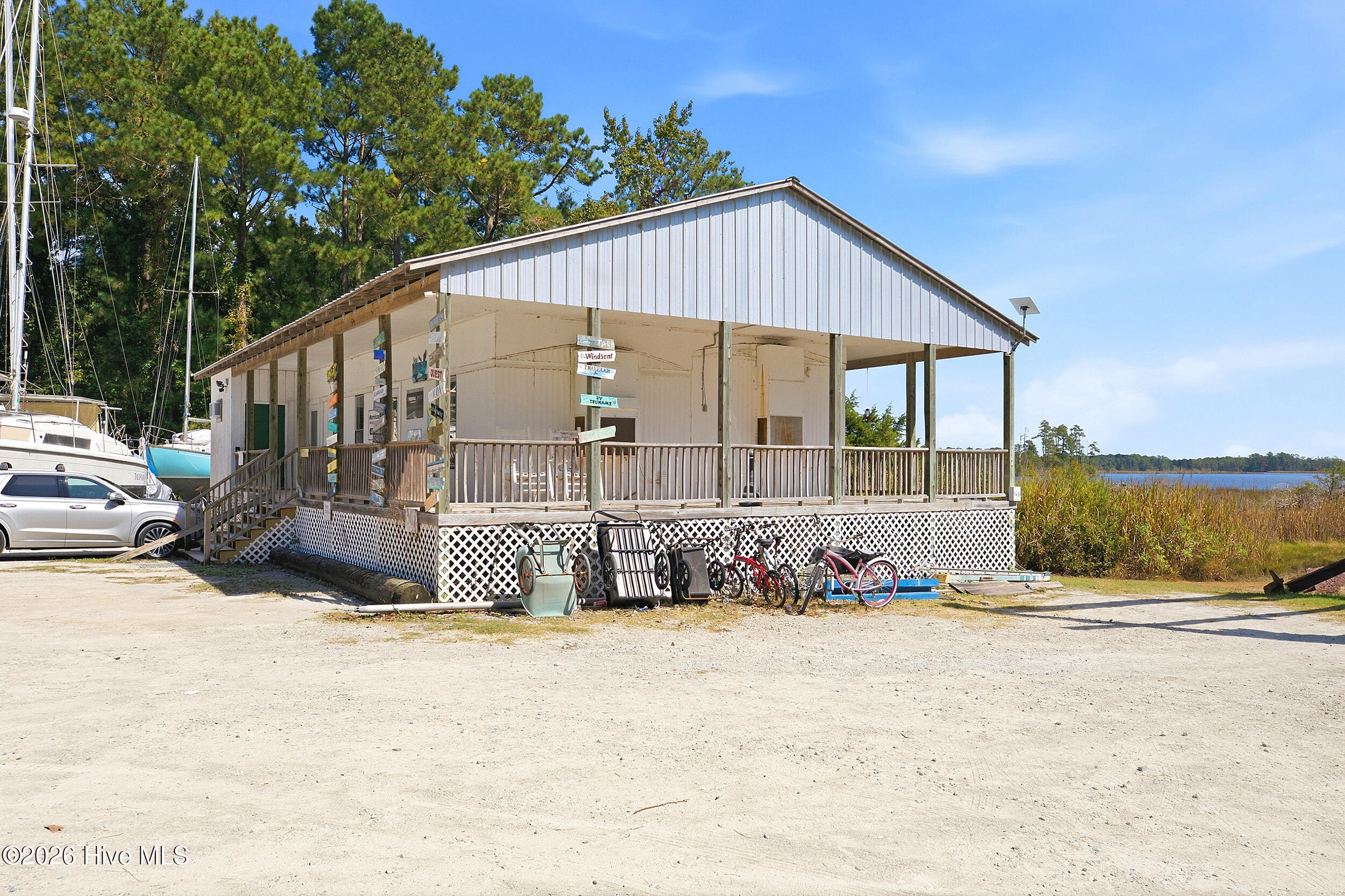 1038 Chinchilla Drive Property Photo 64