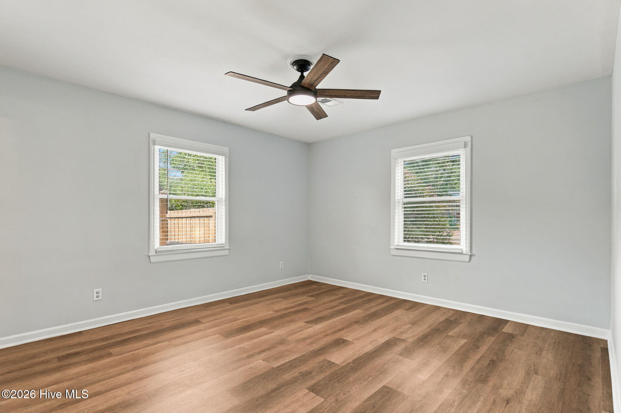 126 Treasure Island Way Property Photo 10