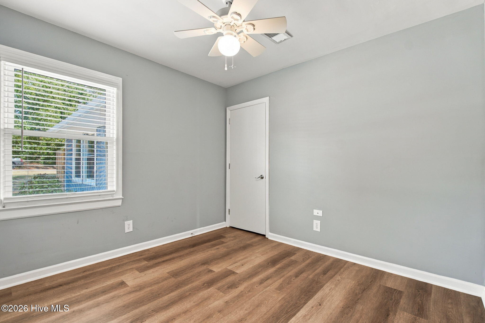 126 Treasure Island Way Property Photo 15