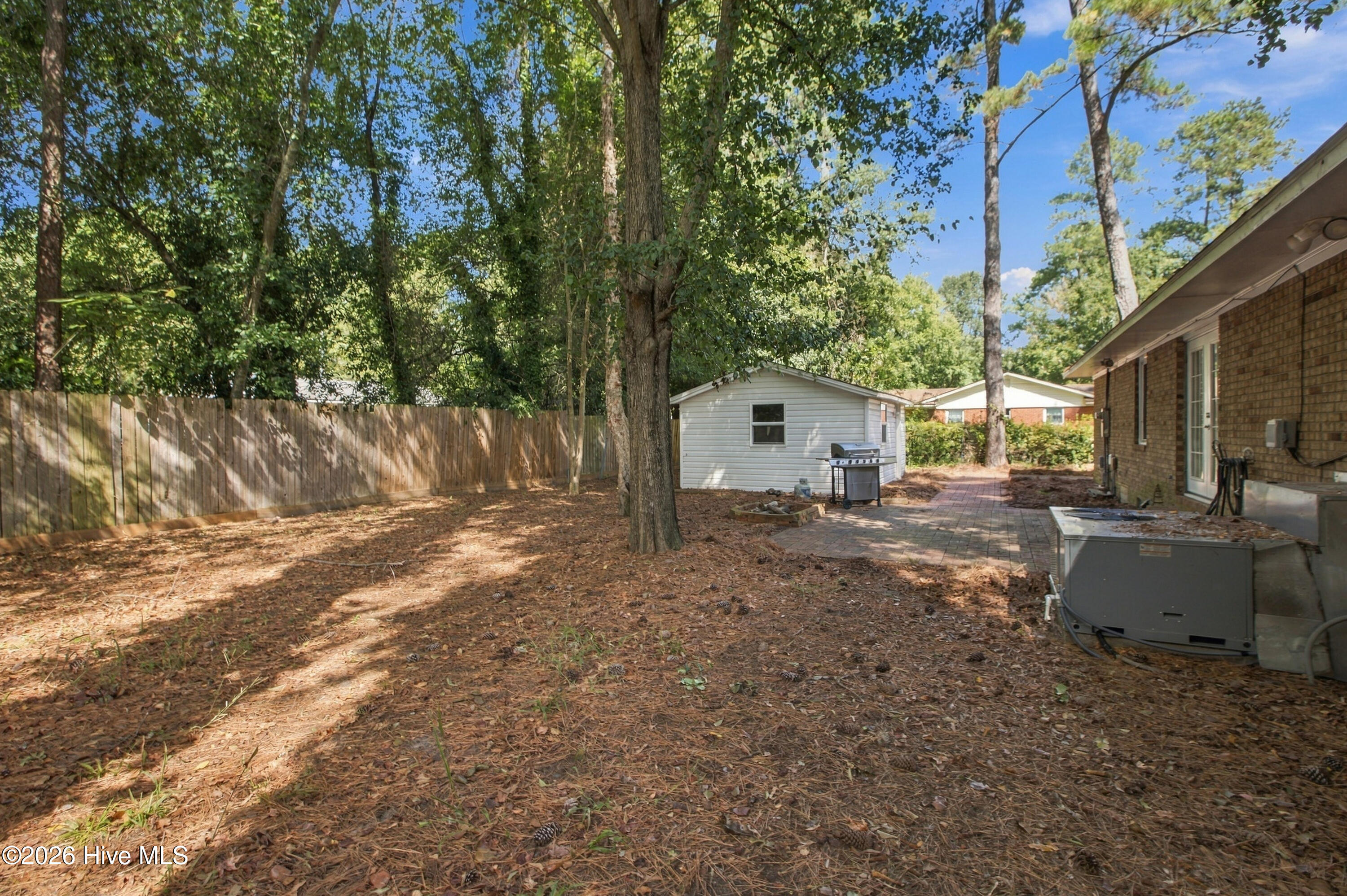 235 Oak Street Property Photo 28