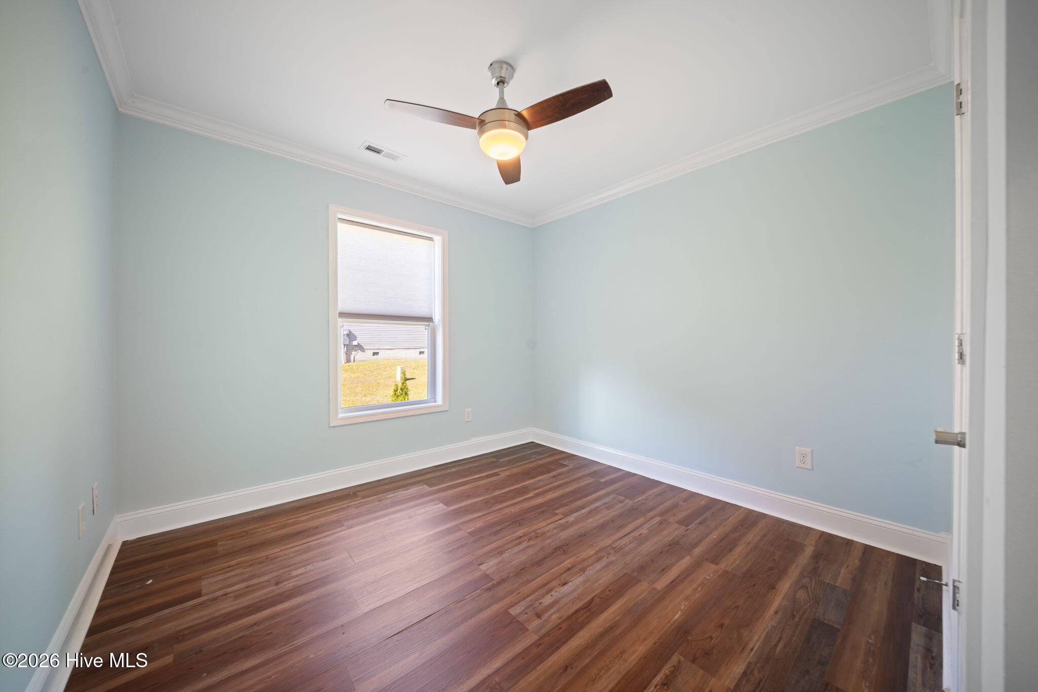 404 Jamaica Drive Property Photo 16