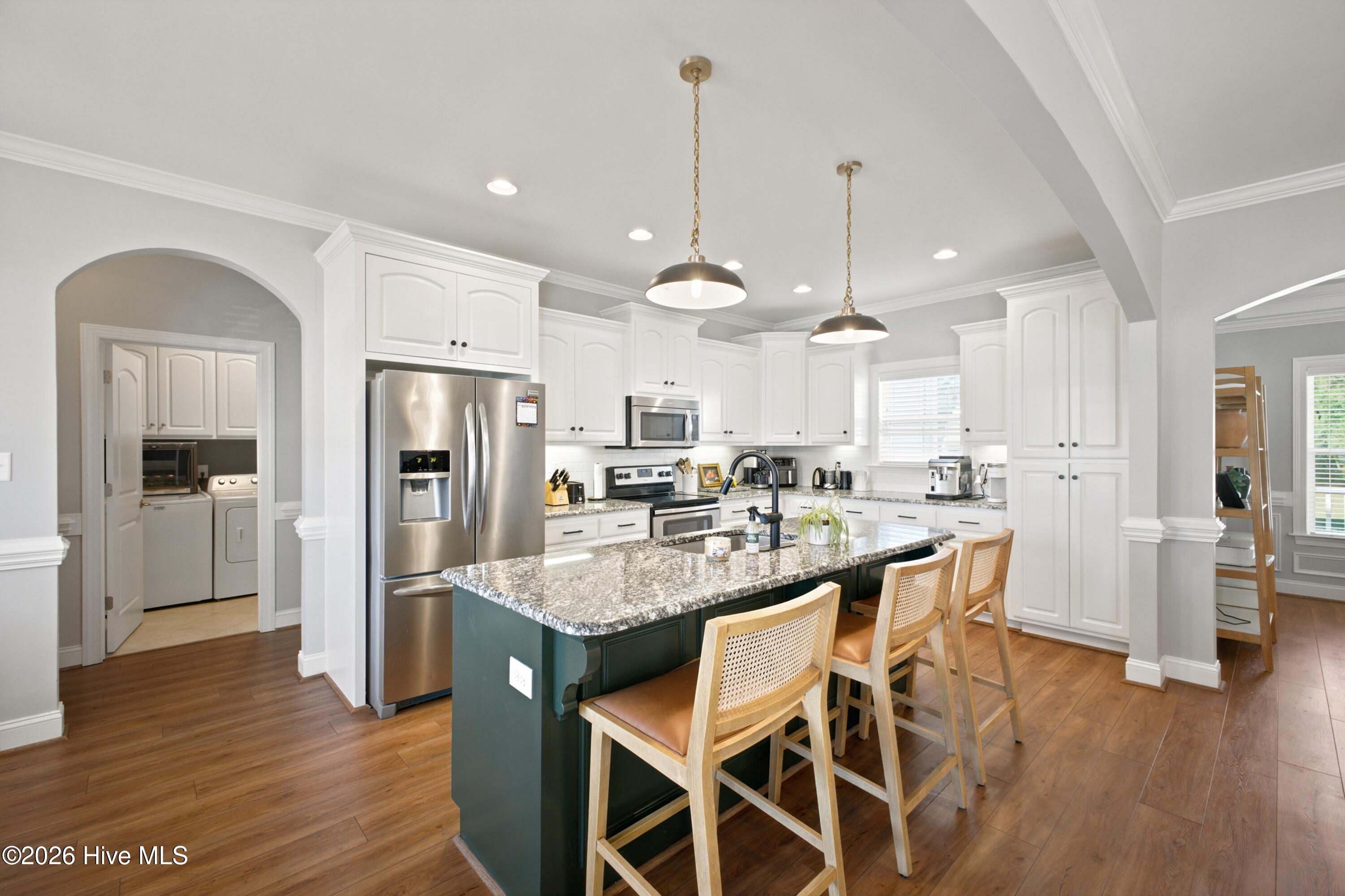 3806 Ramblewood Hill Drive W Property Photo 8