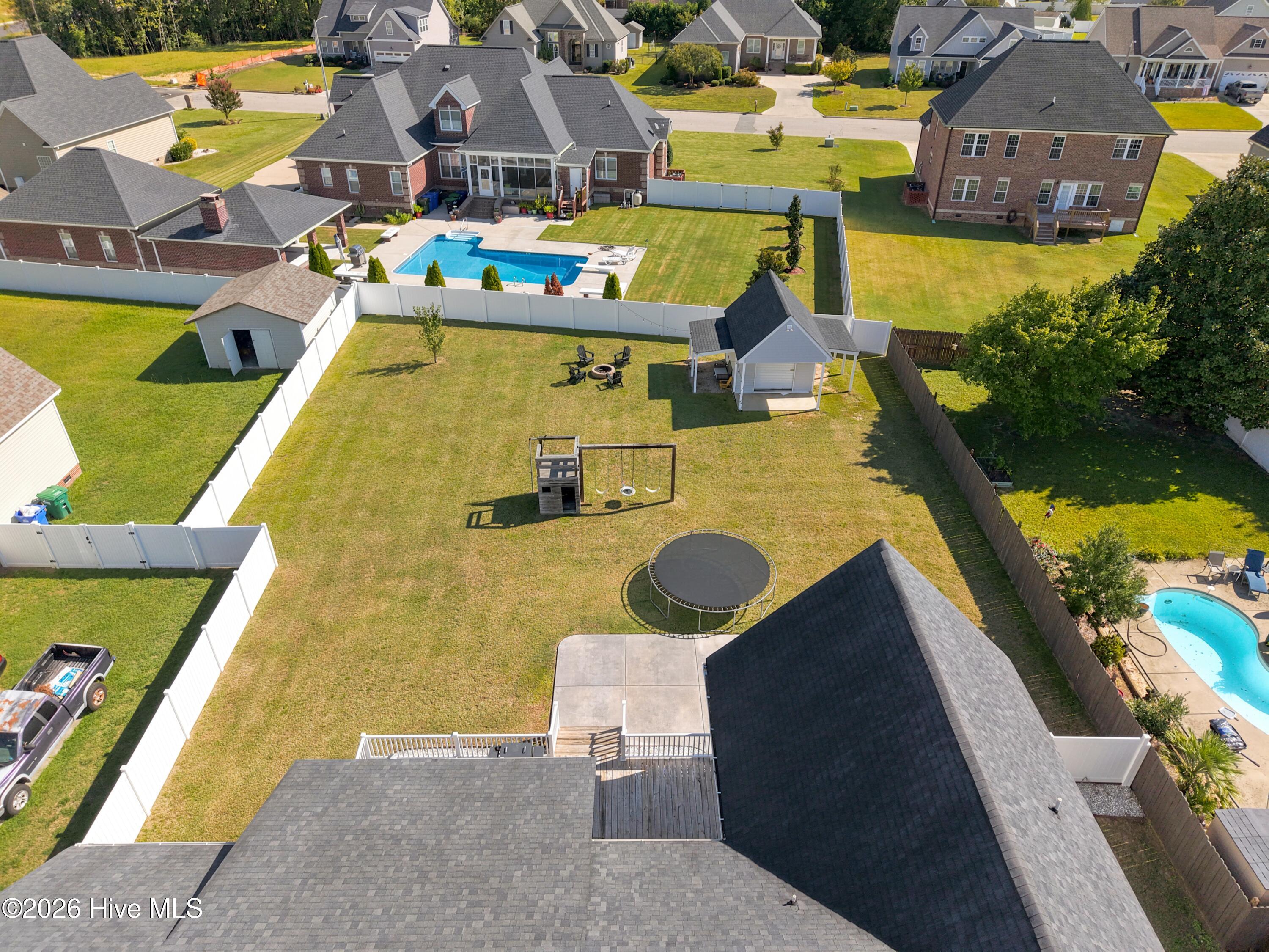 3806 Ramblewood Hill Drive W Property Photo 43