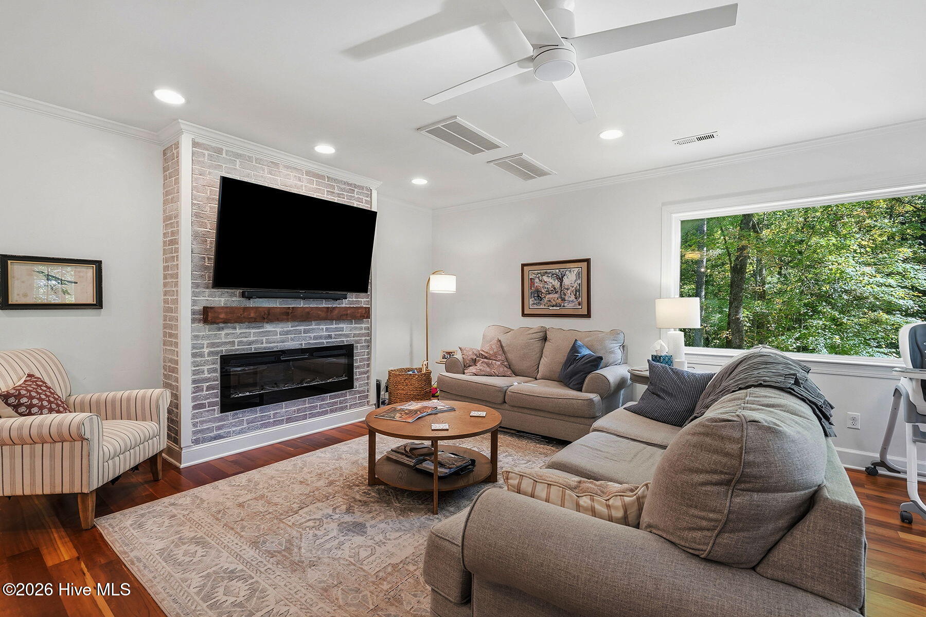 415 River Bluff Drive N Property Photo 13