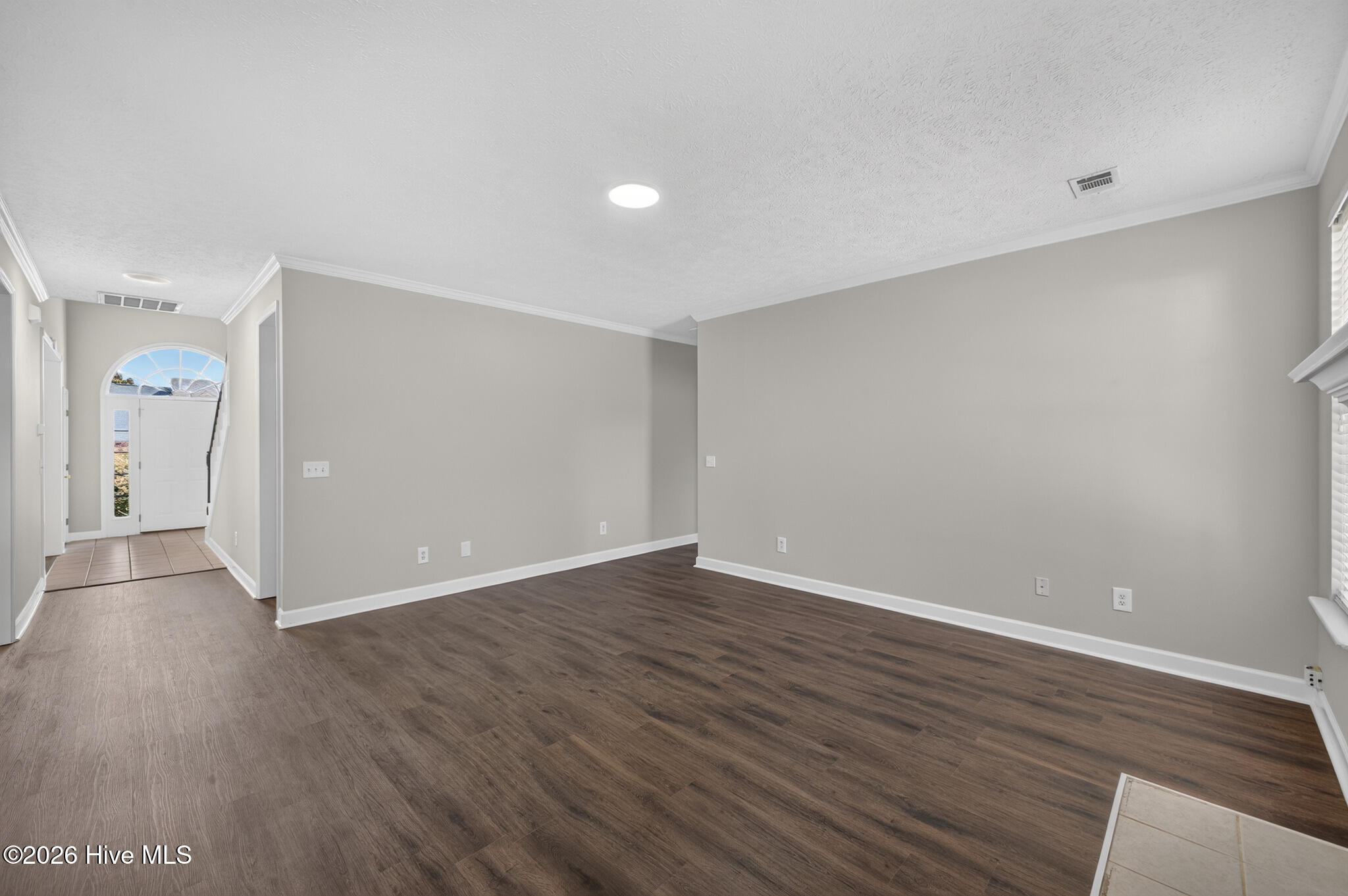 165 Bainbridge Drive Property Photo 11