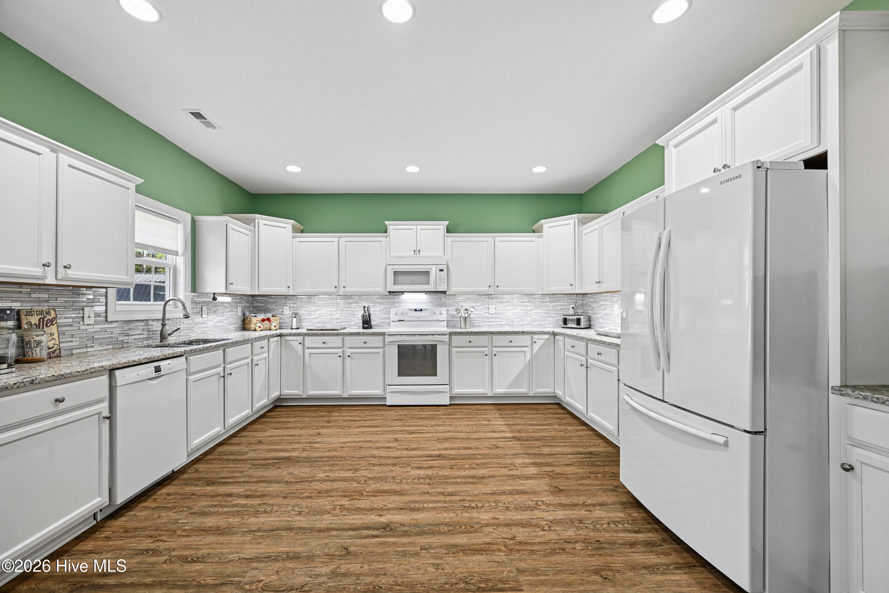 519 Saratoga Road Property Photo 3