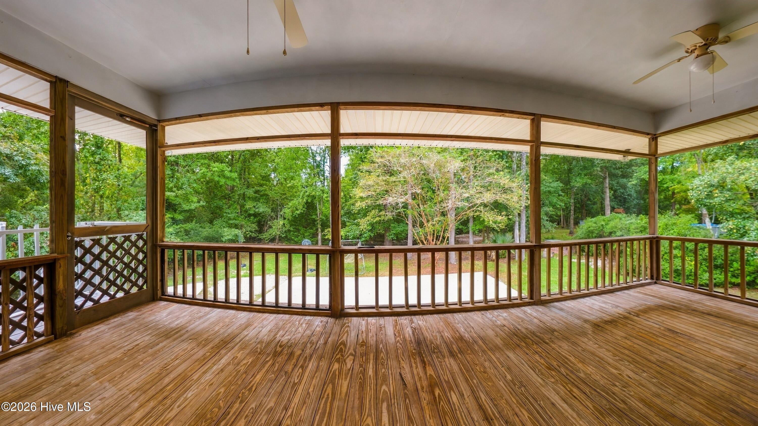 306 Shore Point Drive Property Photo 35
