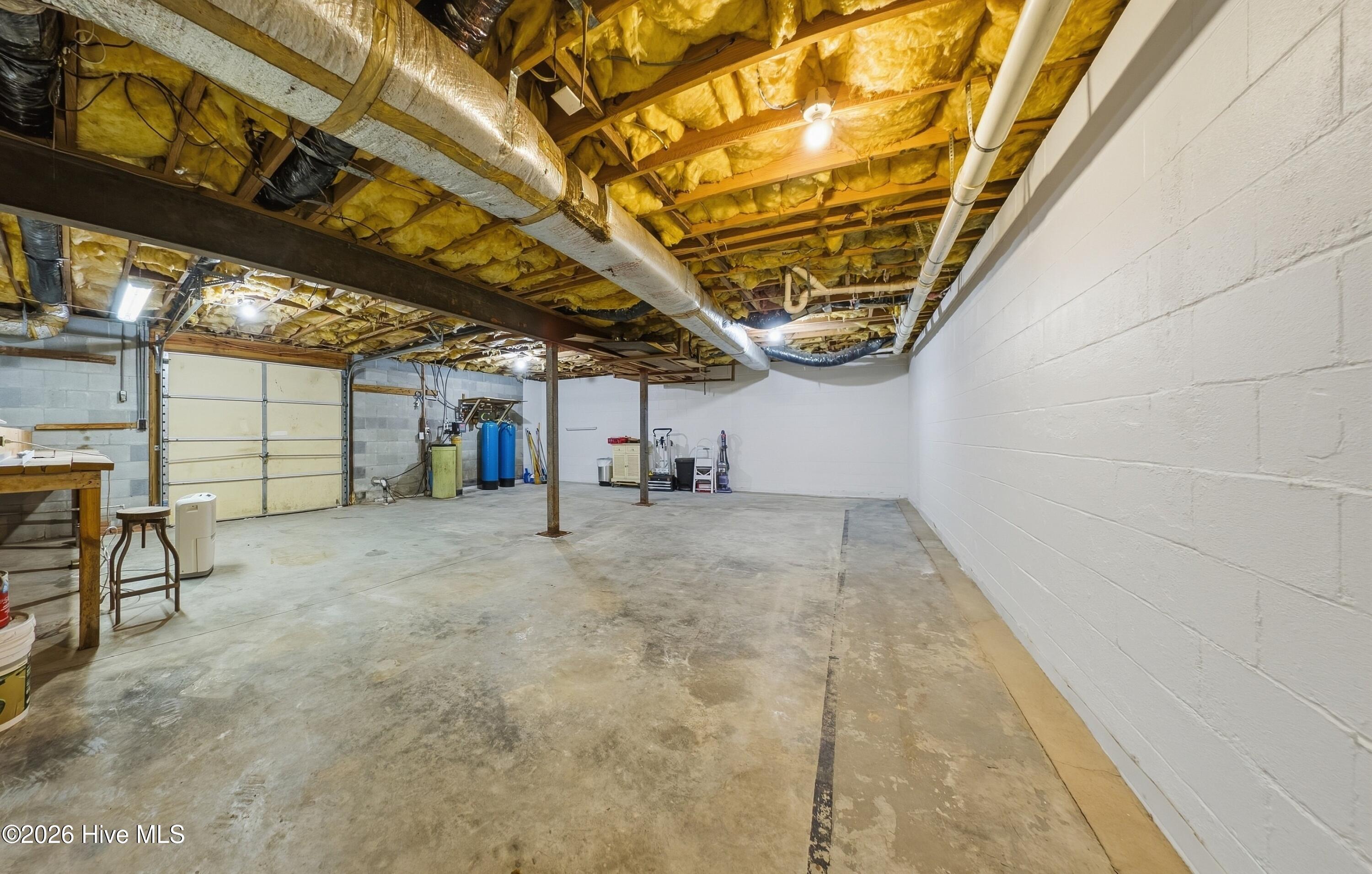 306 Shore Point Drive Property Photo 44
