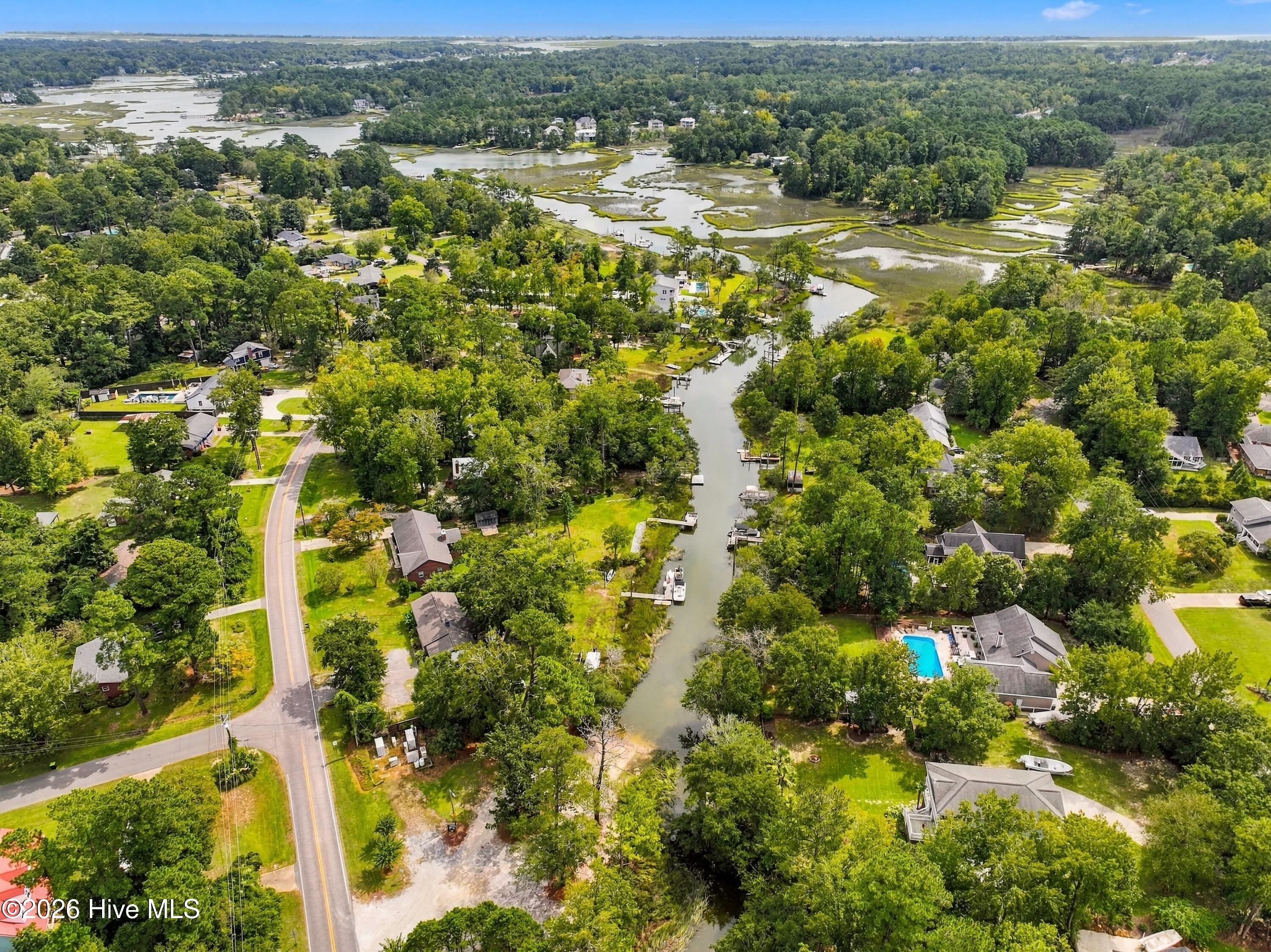 306 Shore Point Drive Property Photo 62
