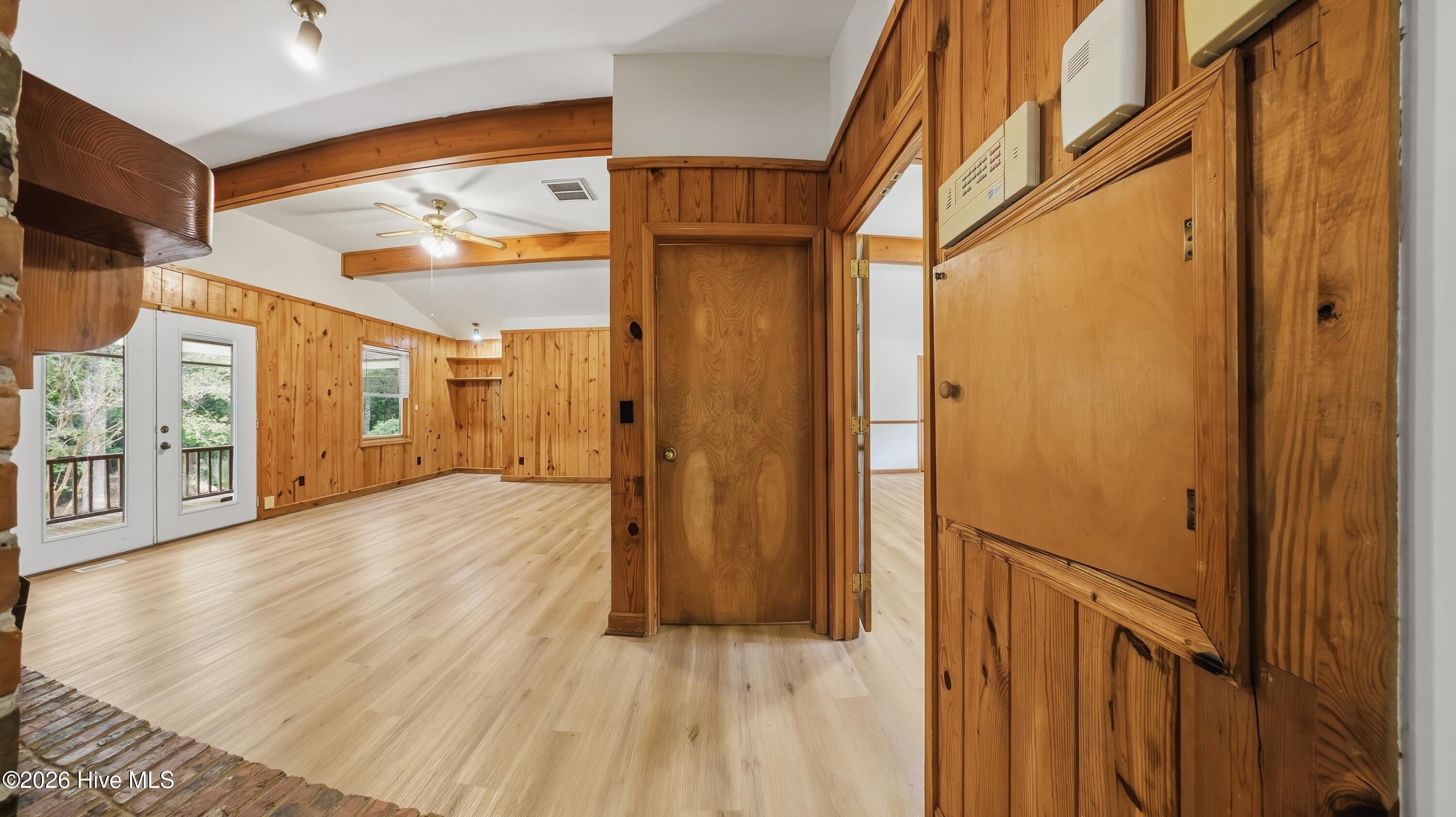 306 Shore Point Drive Property Photo 74