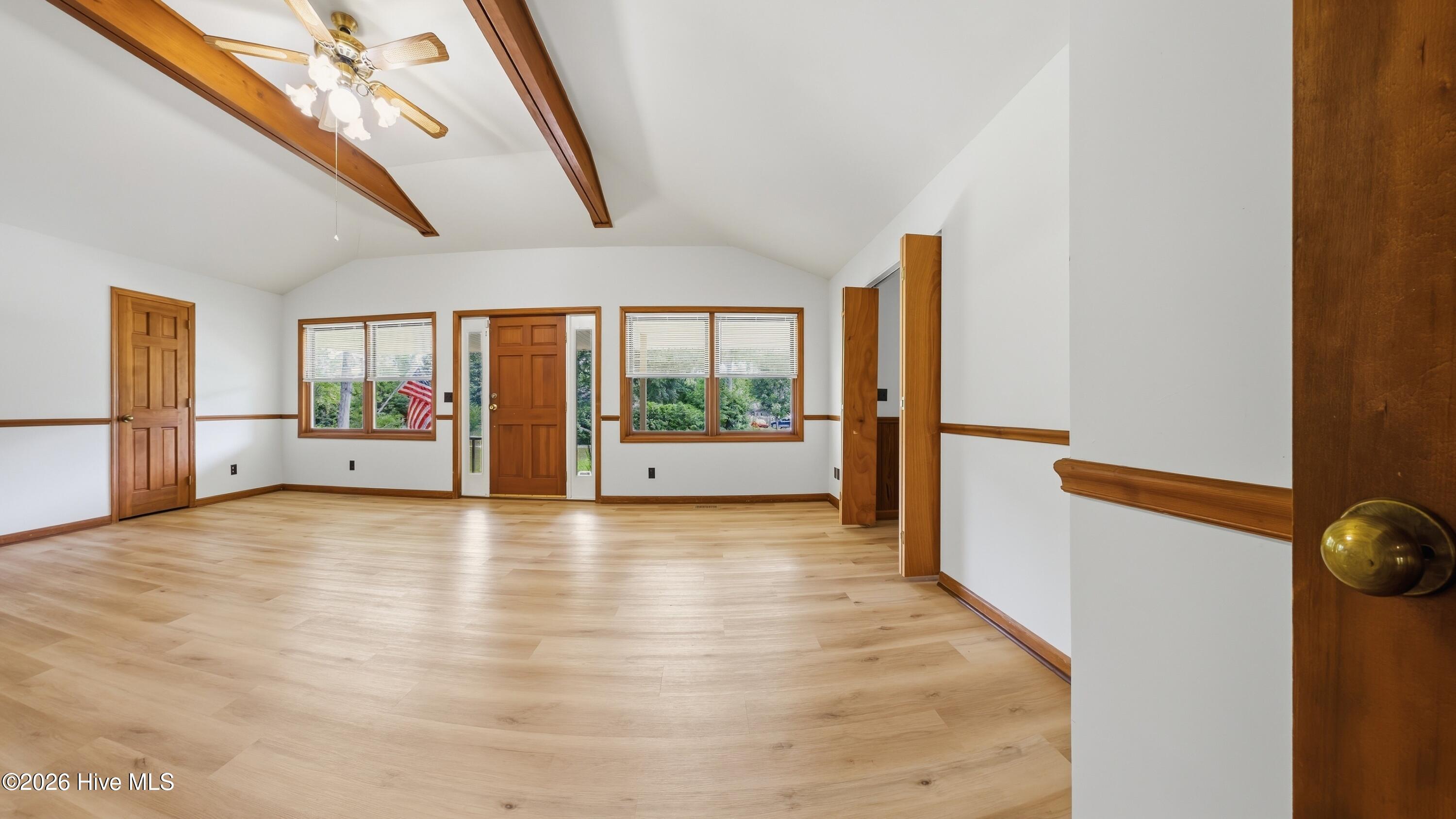 306 Shore Point Drive Property Photo 84