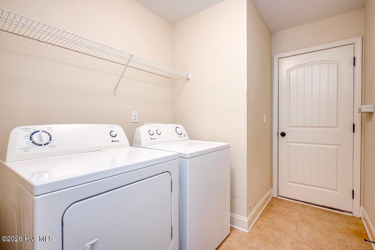 513 Capstone Way Property Photo 12