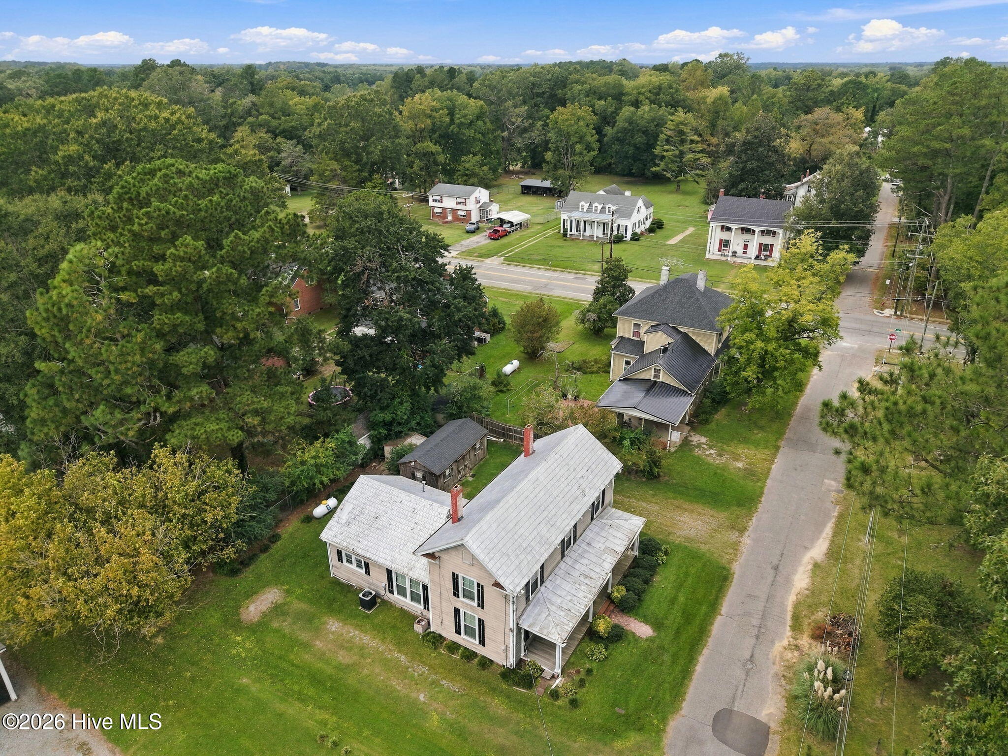 101 S Chestnut Street Property Photo 4