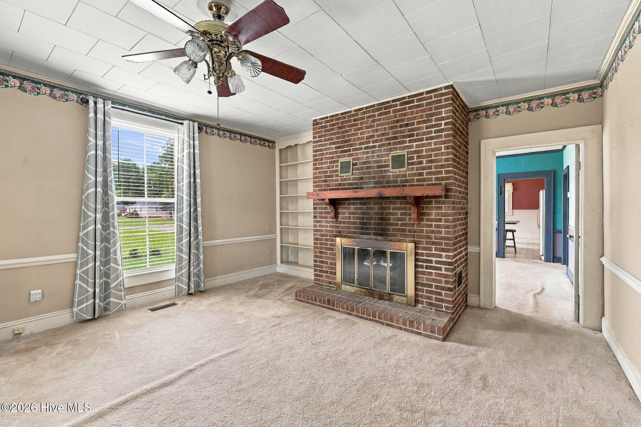 101 S Chestnut Street Property Photo 11