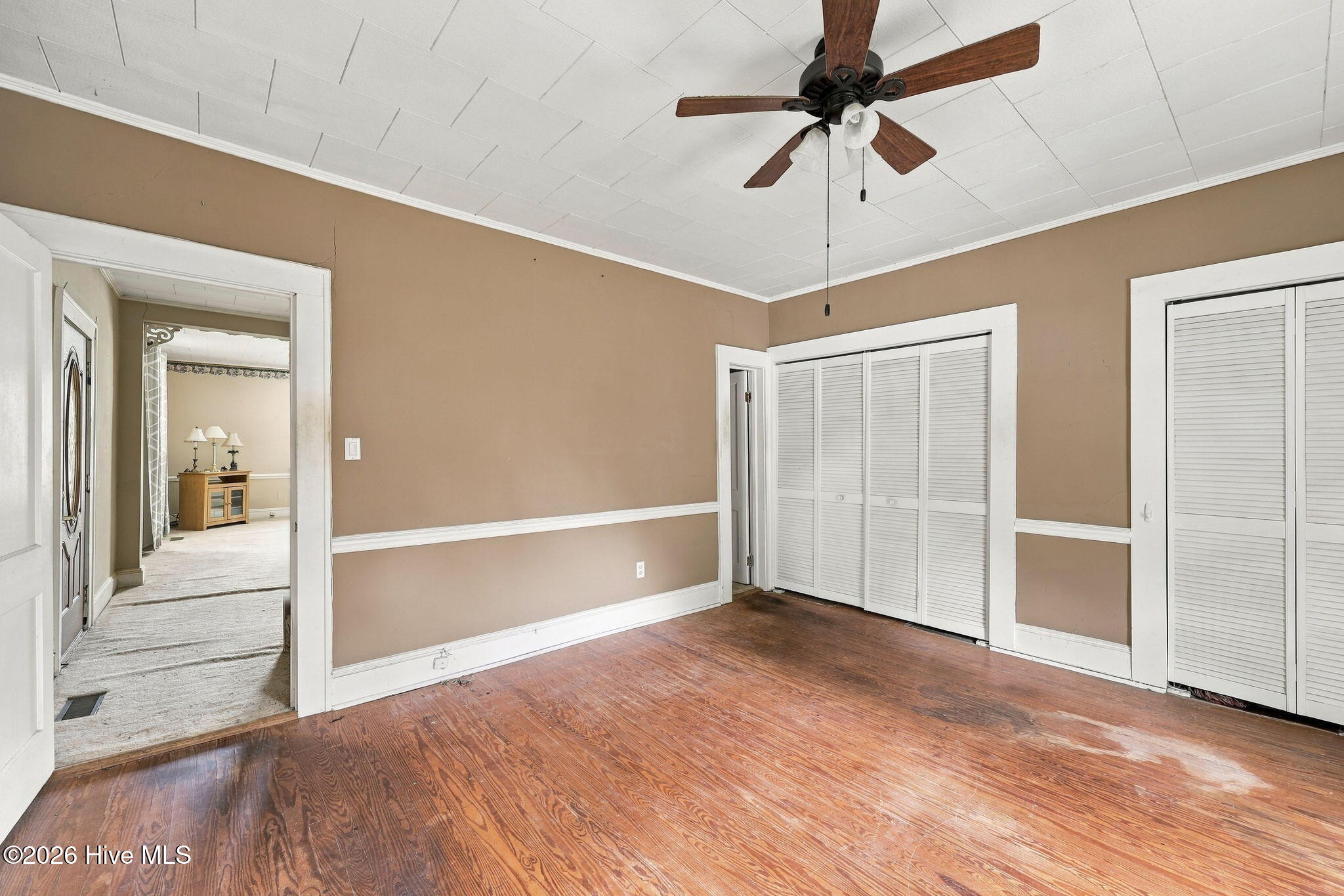 101 S Chestnut Street Property Photo 13