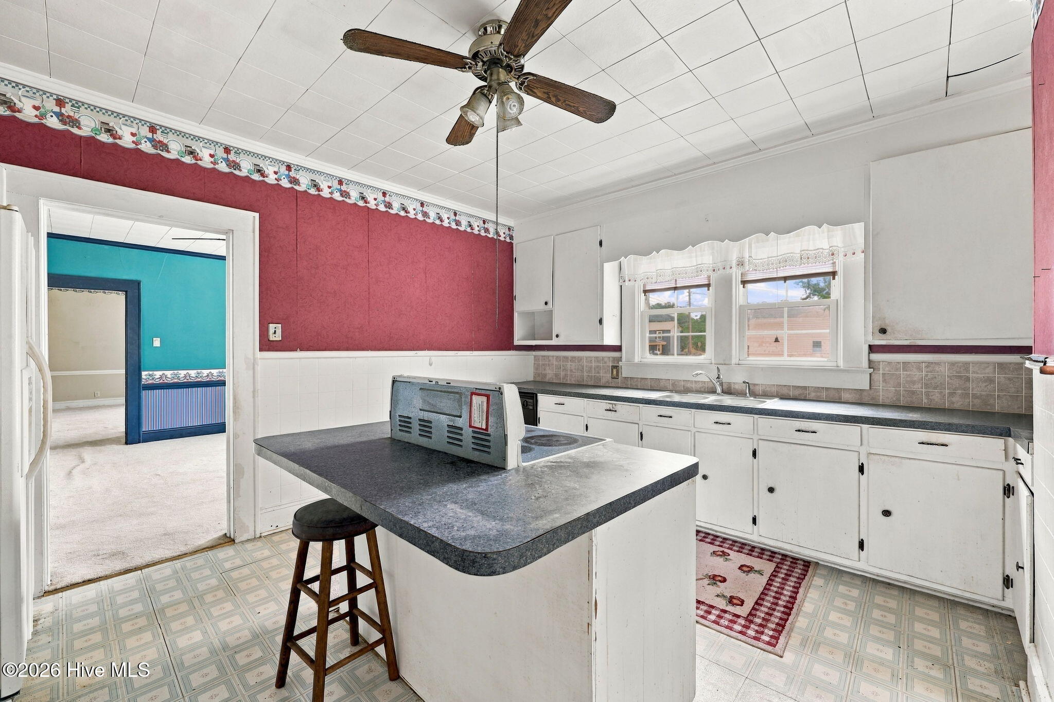 101 S Chestnut Street Property Photo 16