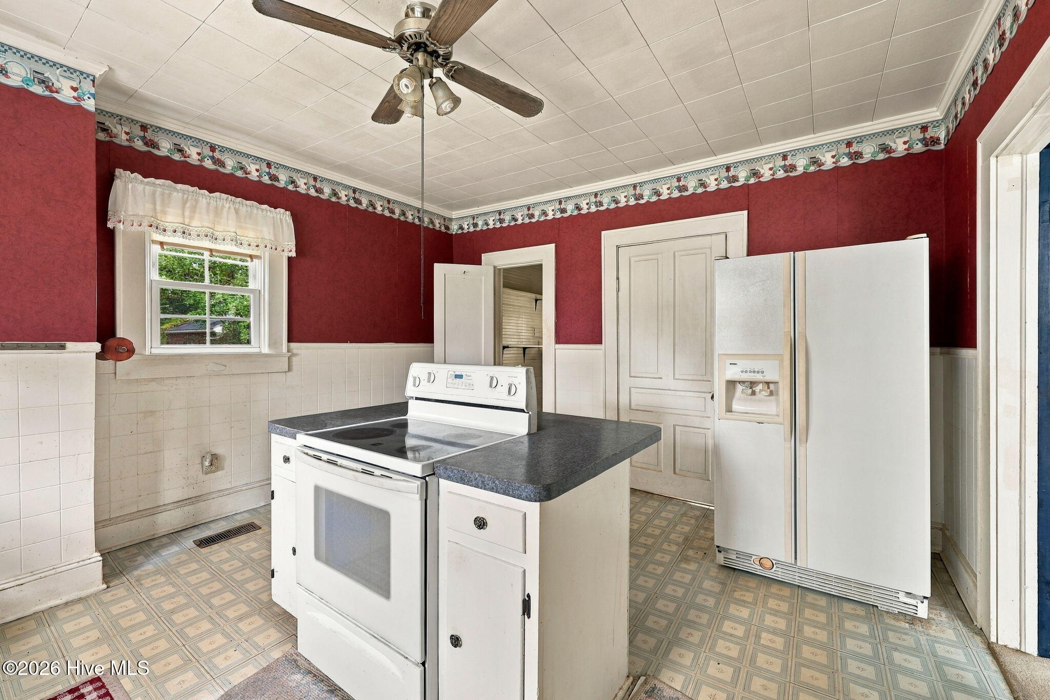 101 S Chestnut Street Property Photo 18