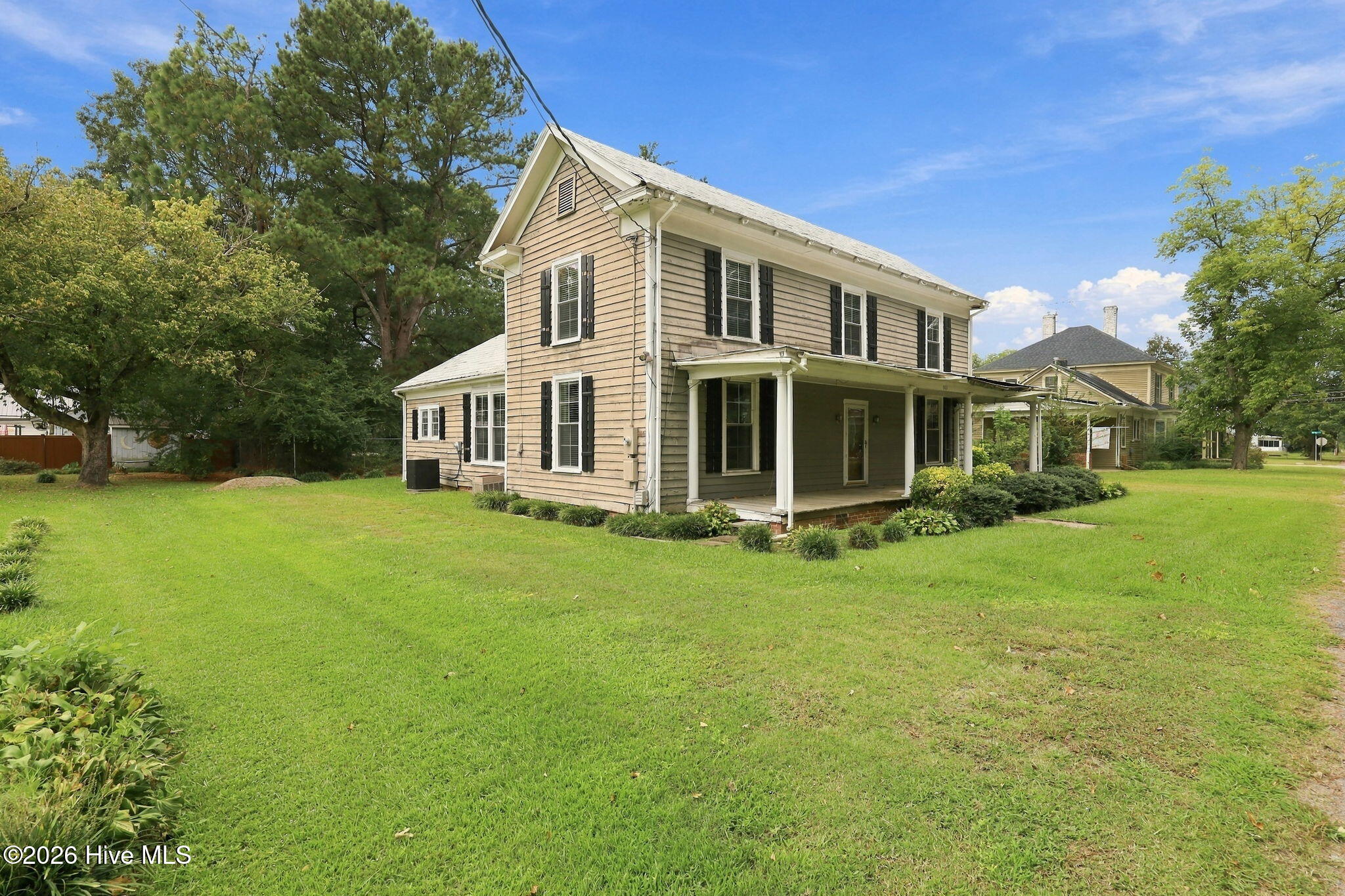101 S Chestnut Street Property Photo 44