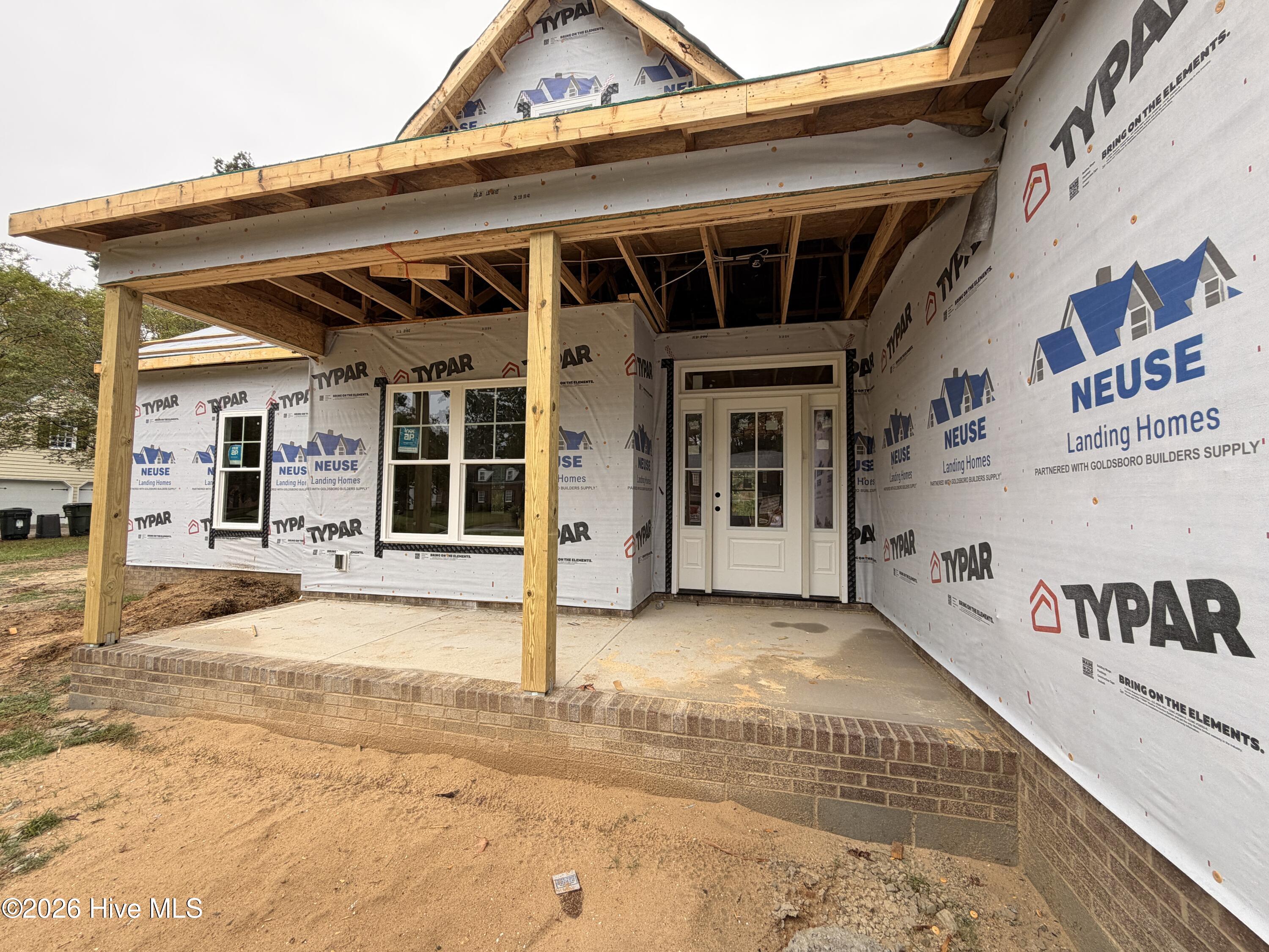 2106 Saint George Place Property Photo 2