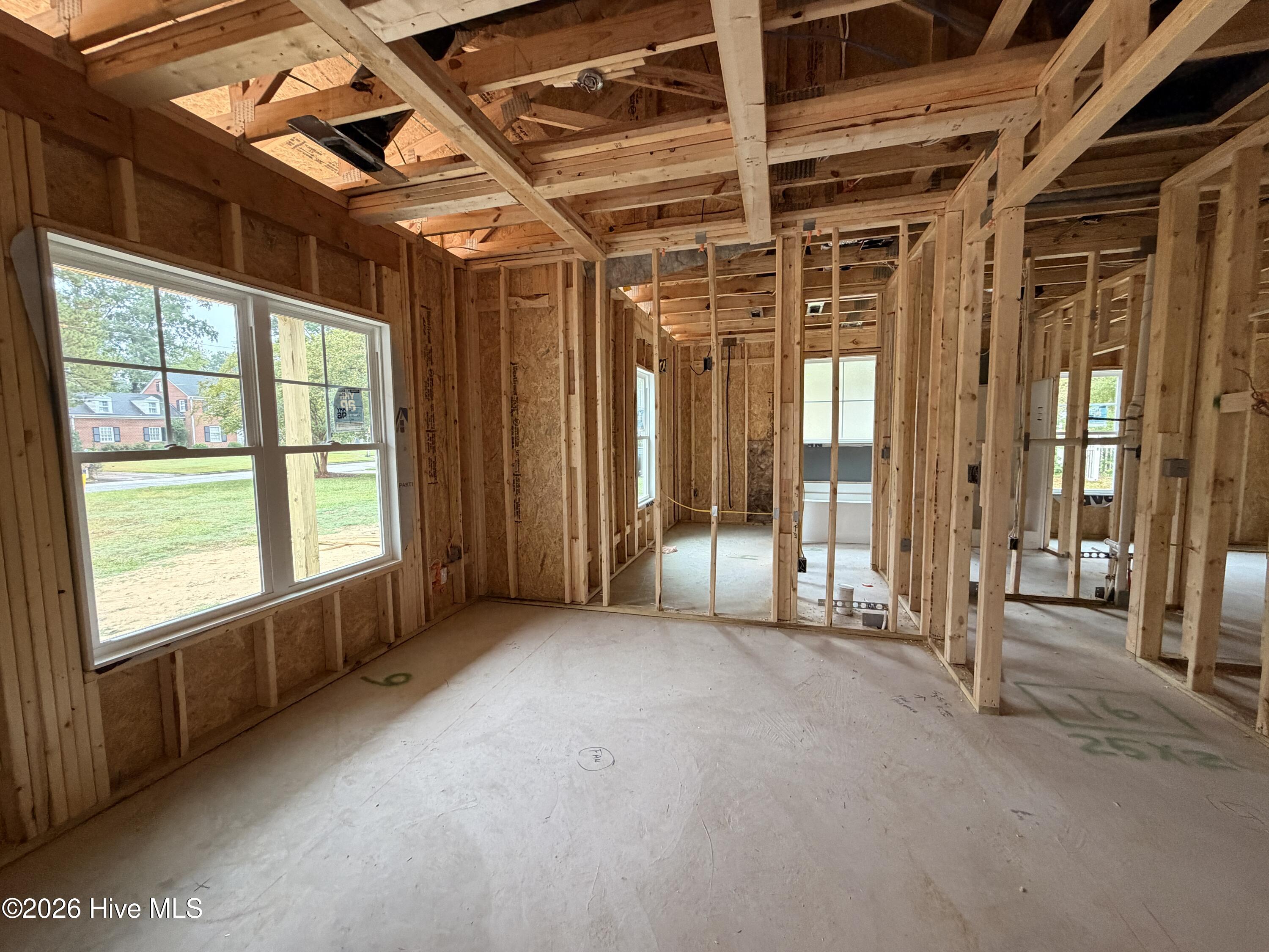 2106 Saint George Place Property Photo 4