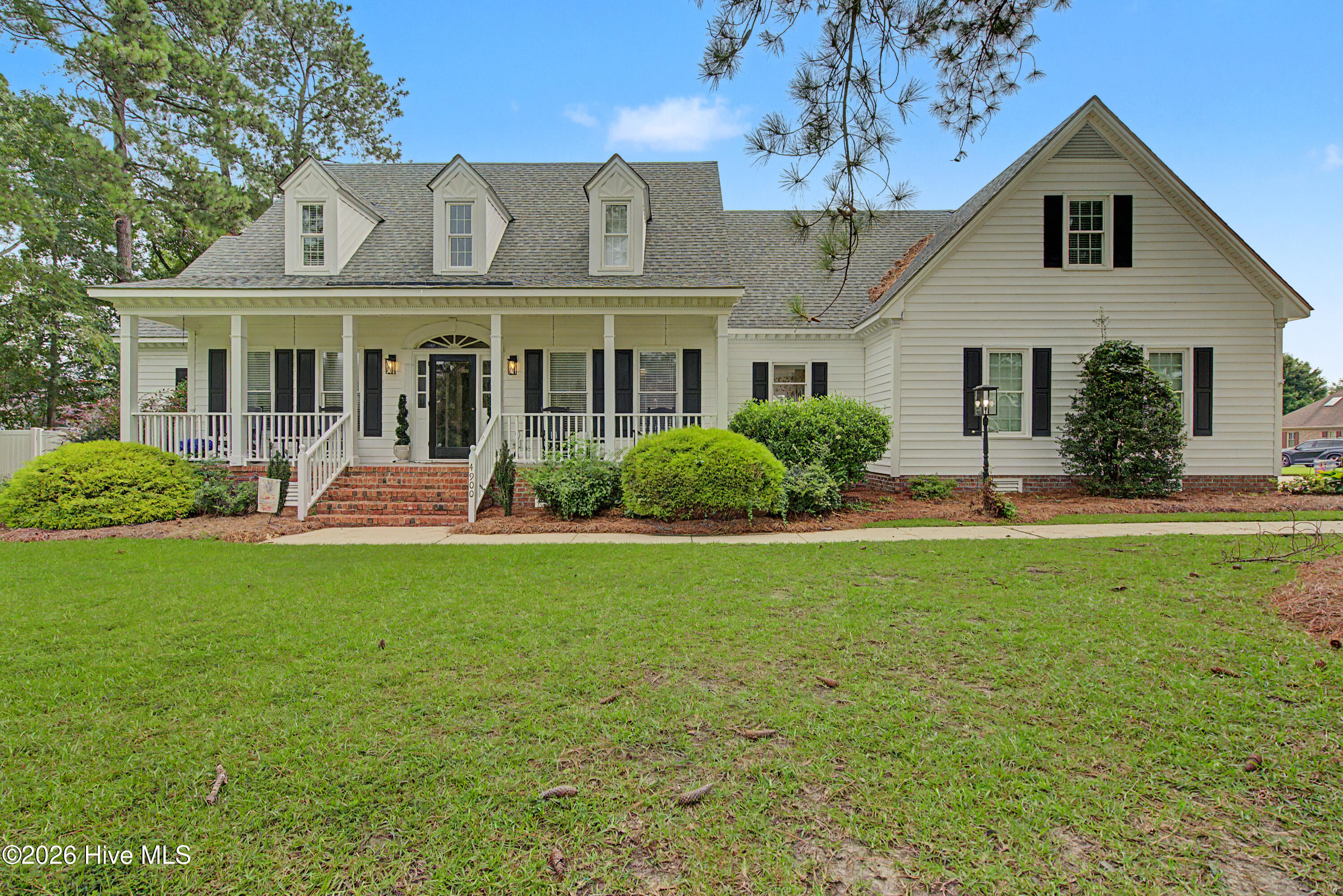 4900 Country Club Drive N Property Photo 1