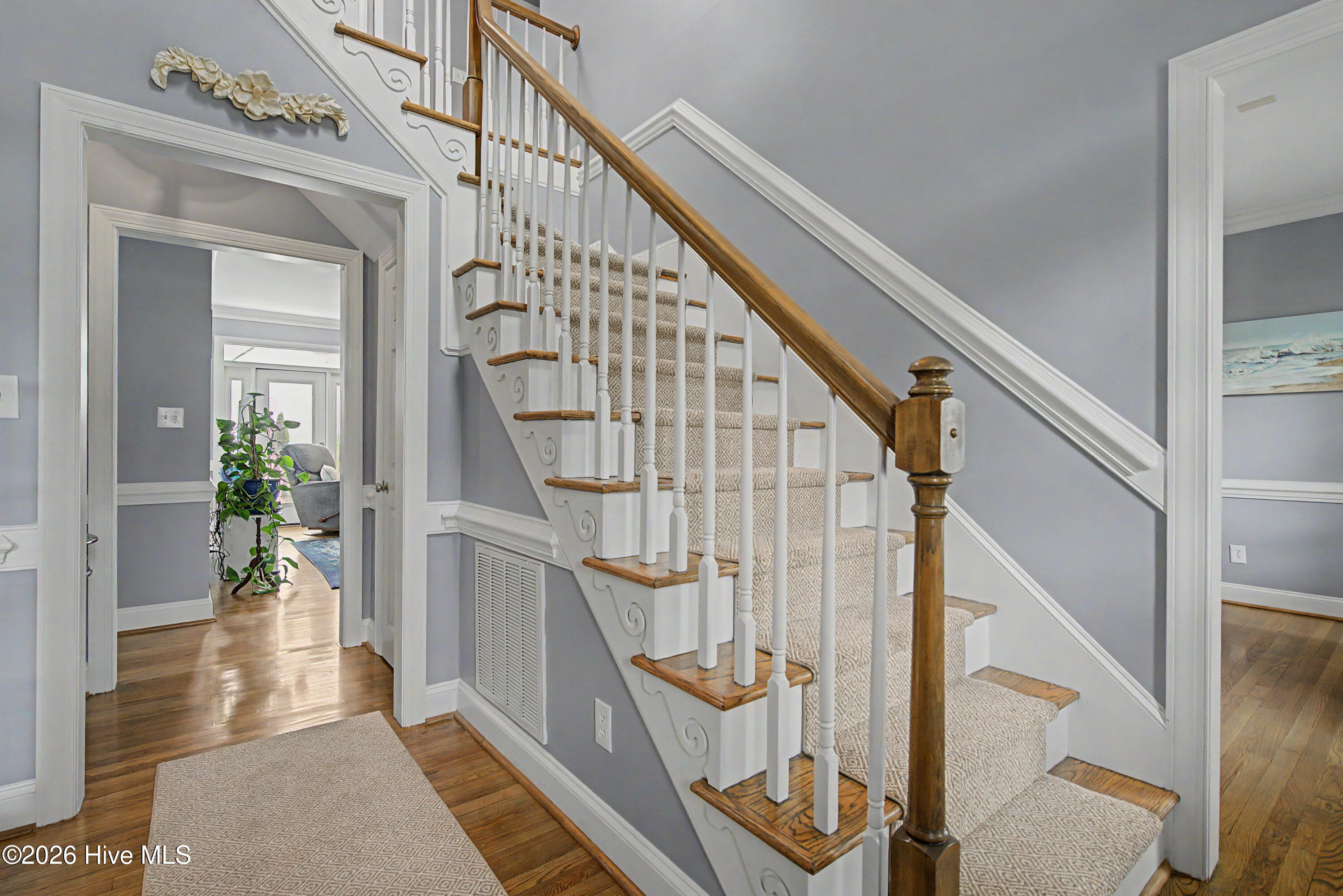 4900 Country Club Drive N Property Photo 15