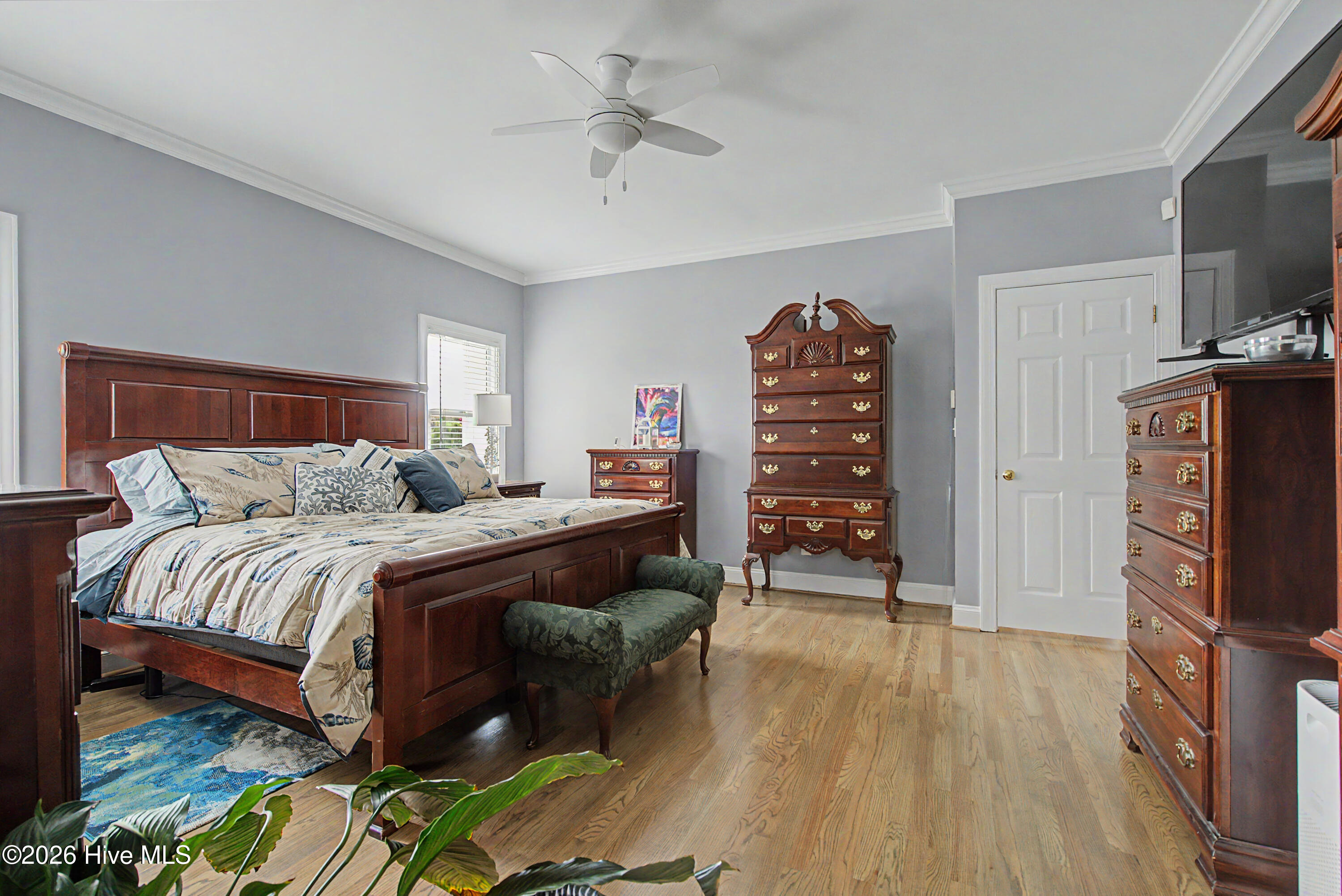 4900 Country Club Drive N Property Photo 17