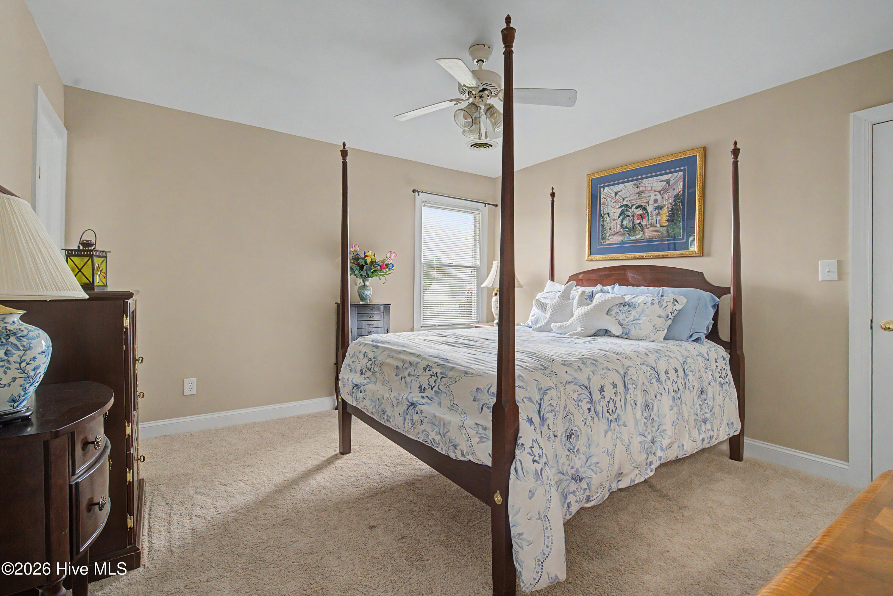 4900 Country Club Drive N Property Photo 33