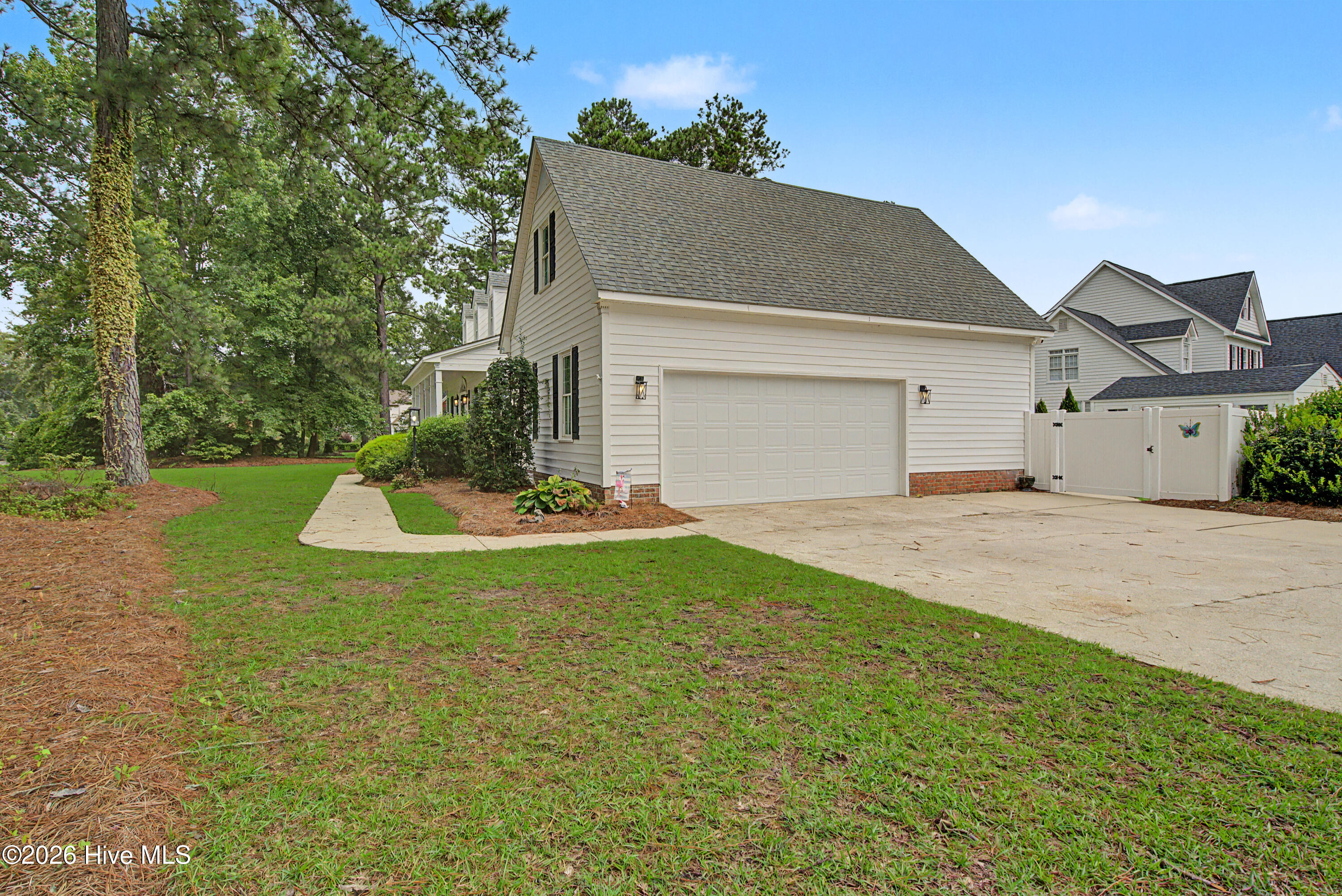 4900 Country Club Drive N Property Photo 60