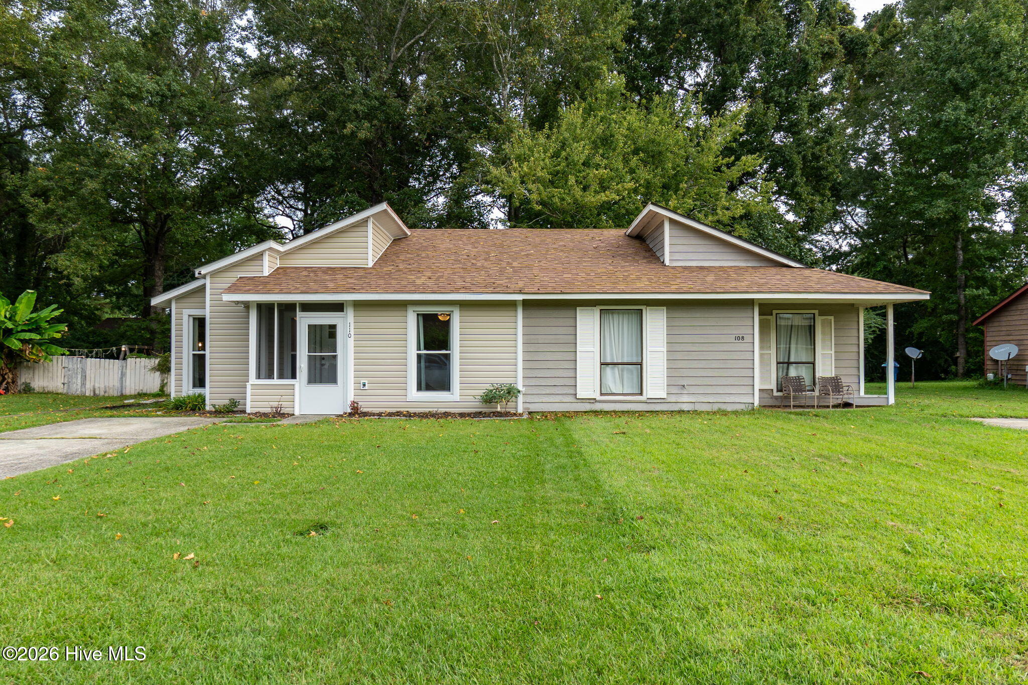 110 Twin Wood Drive Property Photo 3