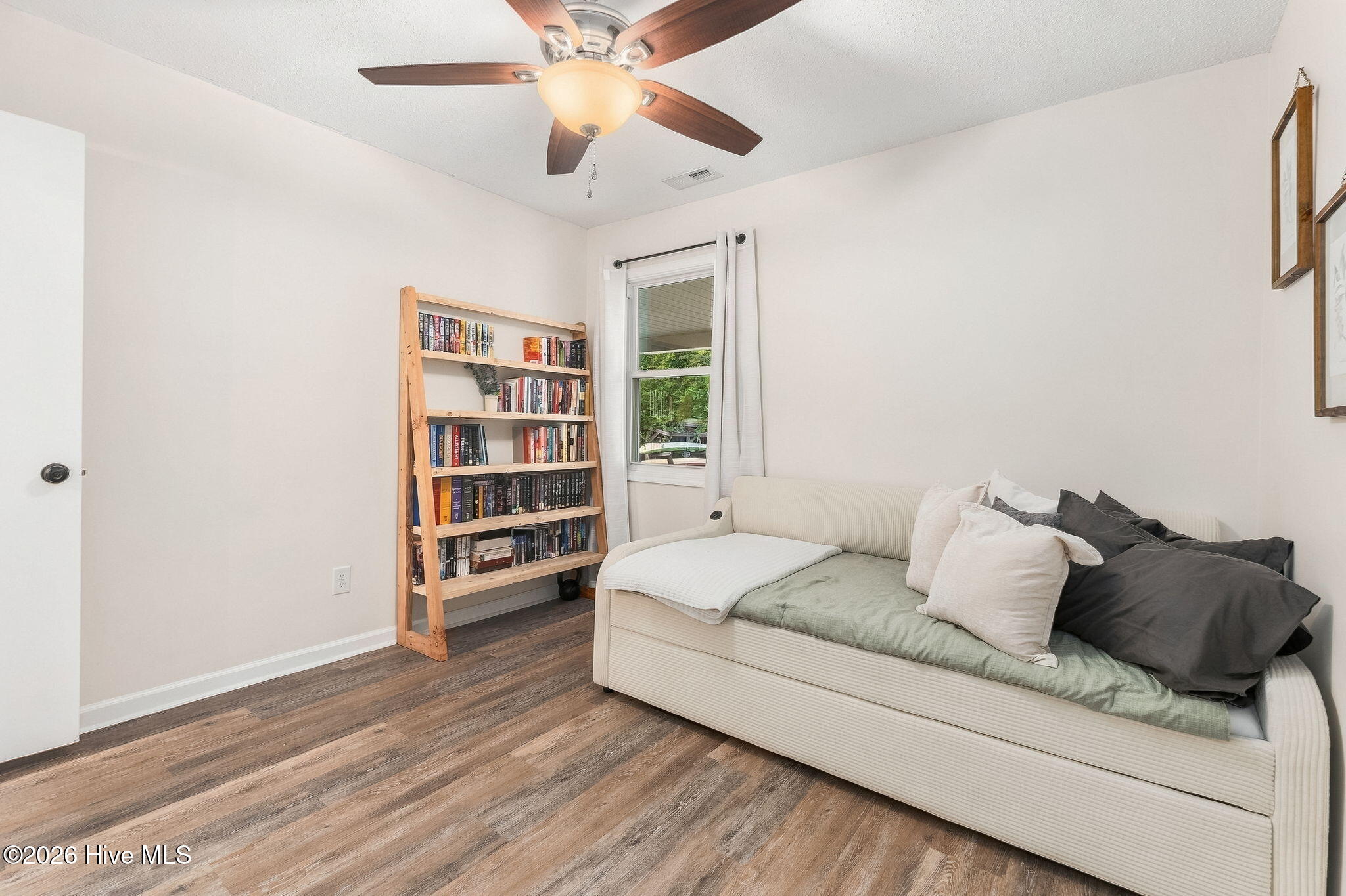 110 Twin Wood Drive Property Photo 15