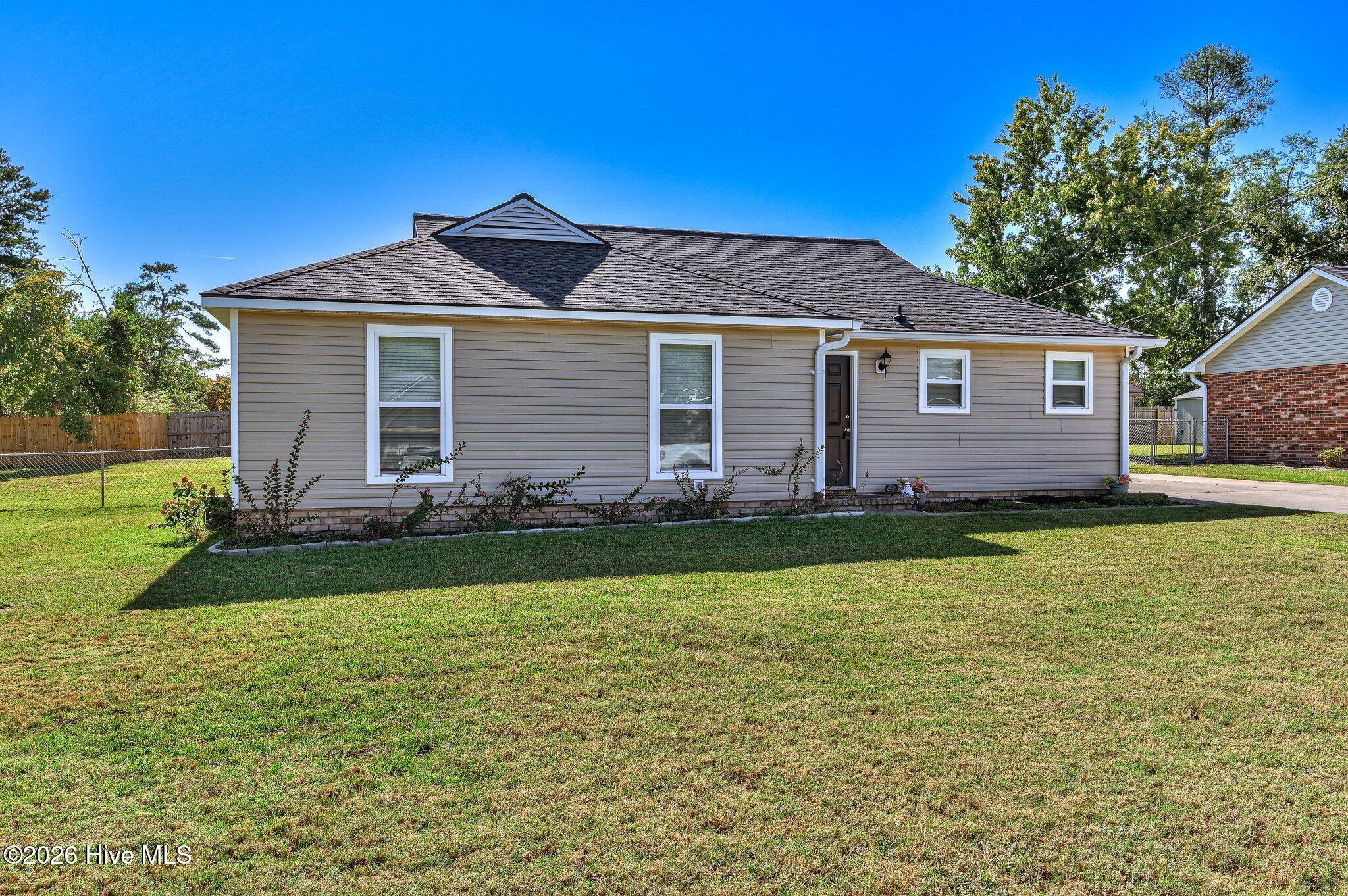 127 Cyndee Circle Property Photo 2