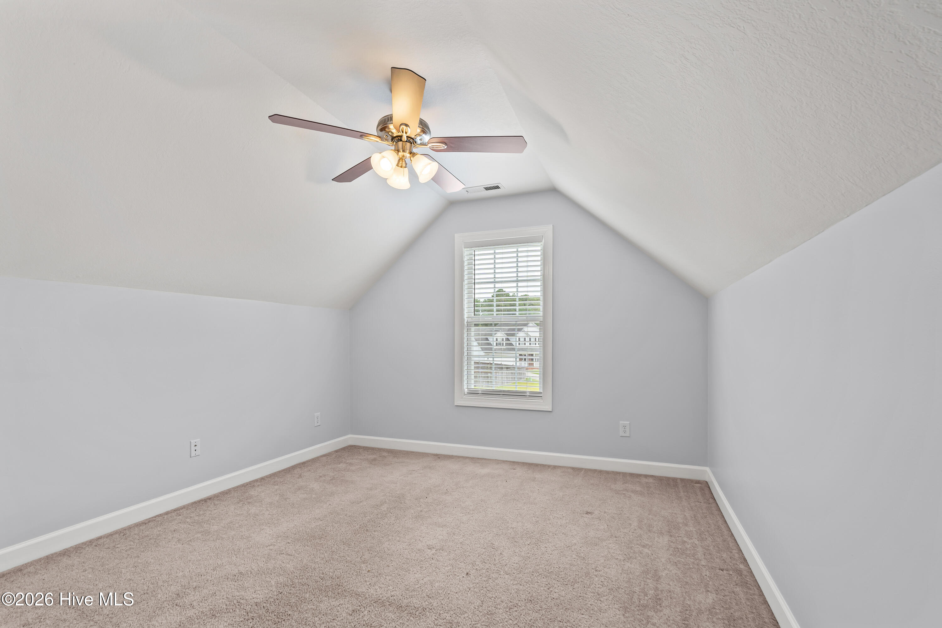 109 Cypress Bay Drive Property Photo 28