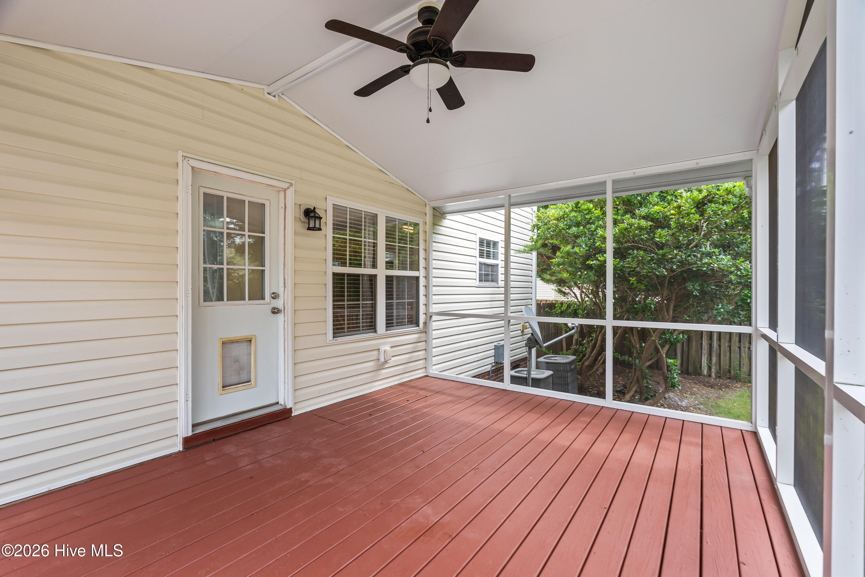 109 Cypress Bay Drive Property Photo 30