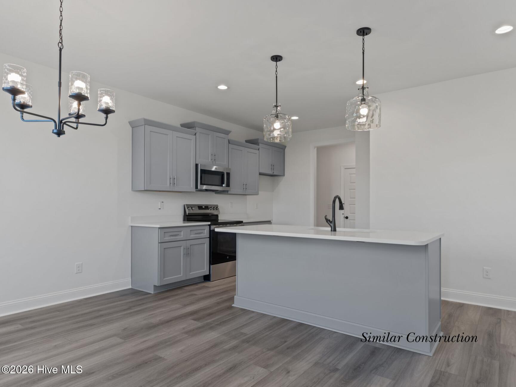 109 Eastbay Way Property Photo 15