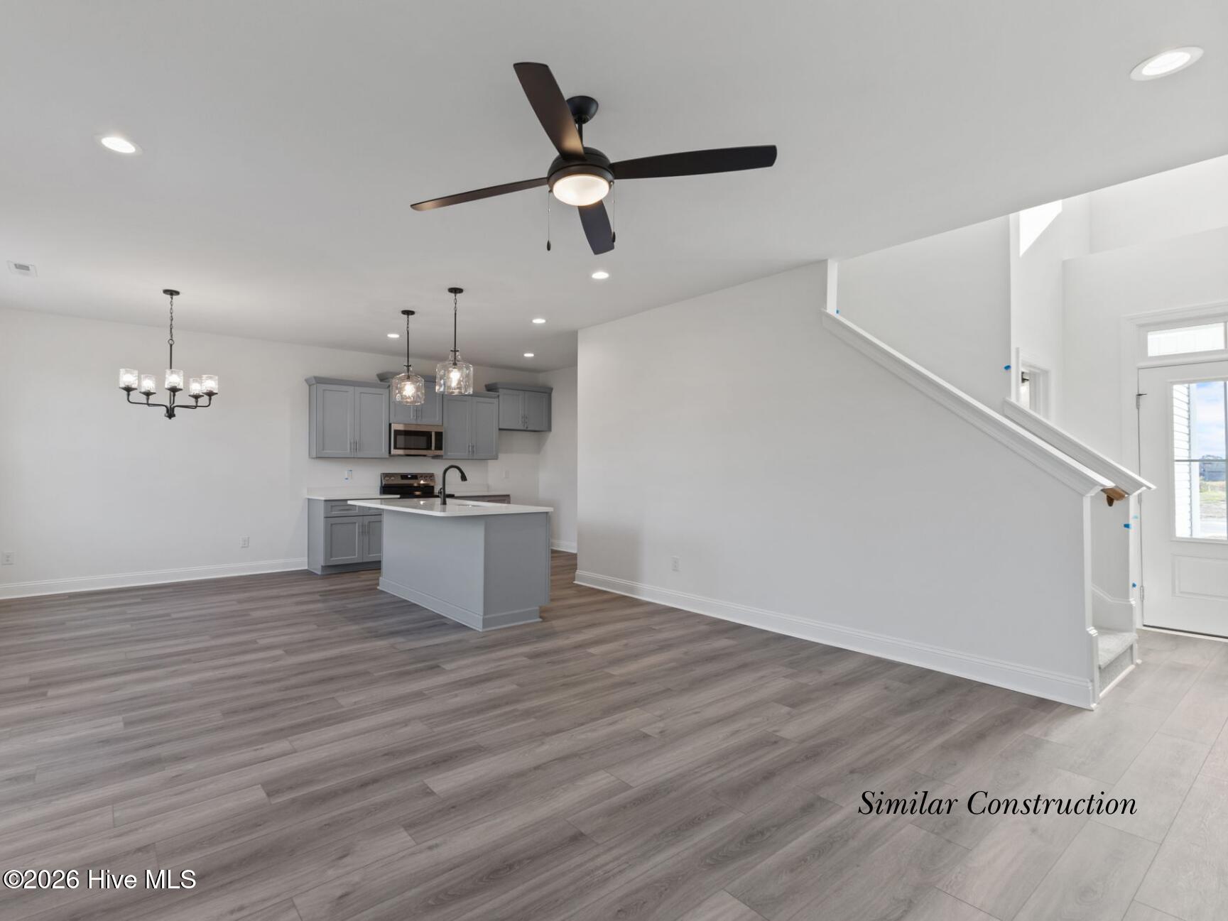 109 Eastbay Way Property Photo 17