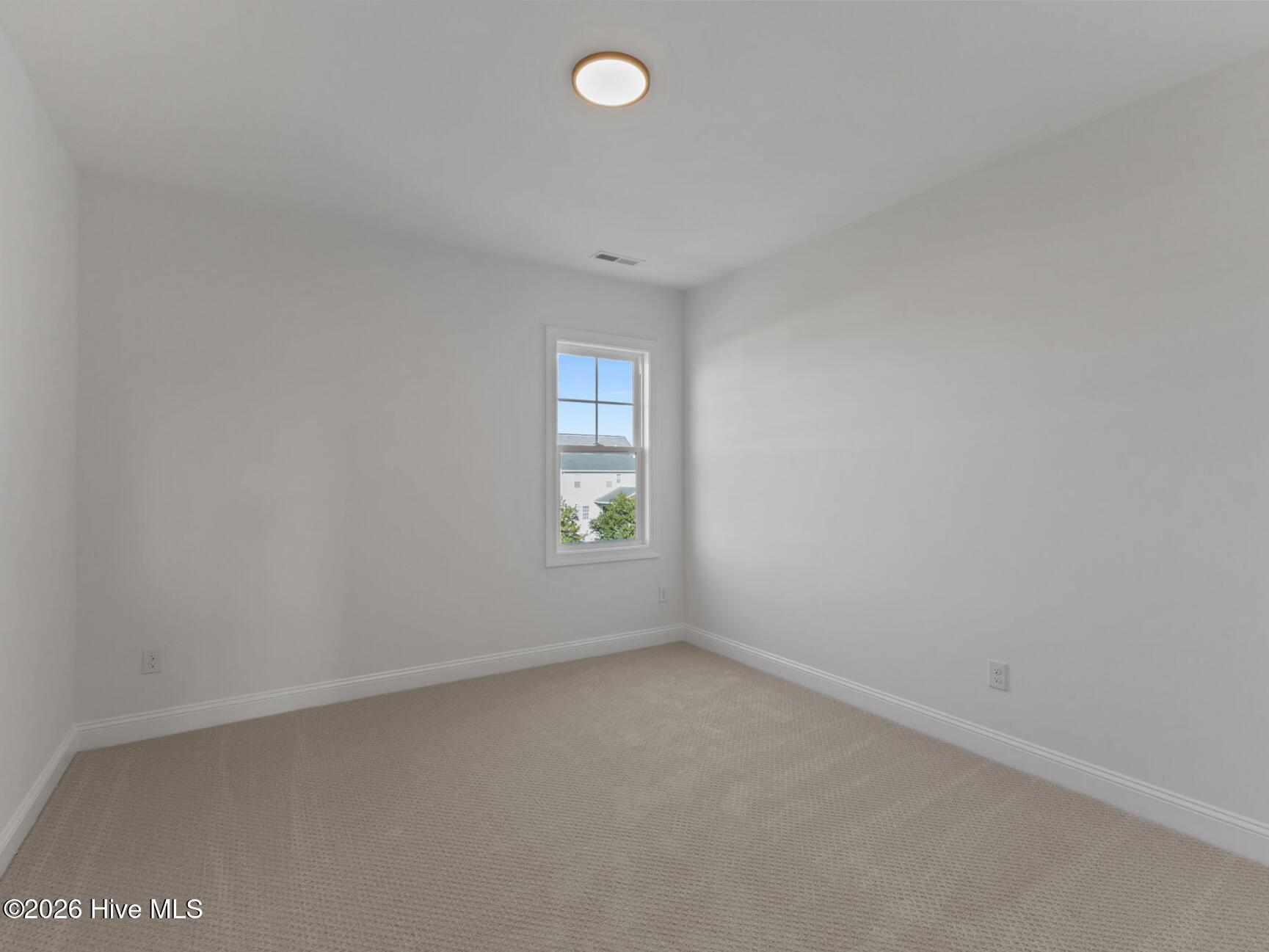 109 Eastbay Way Property Photo 25
