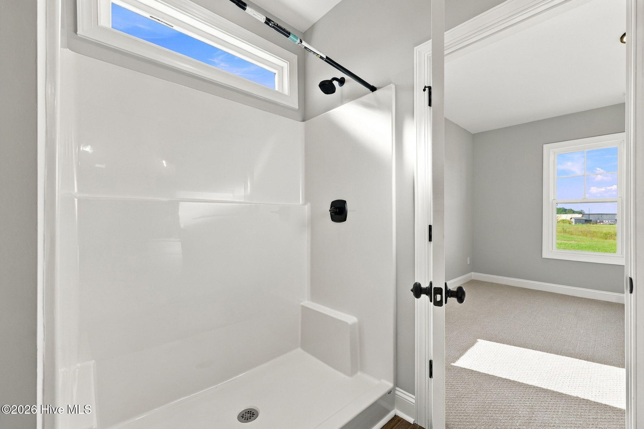 109 Eastbay Way Property Photo 25