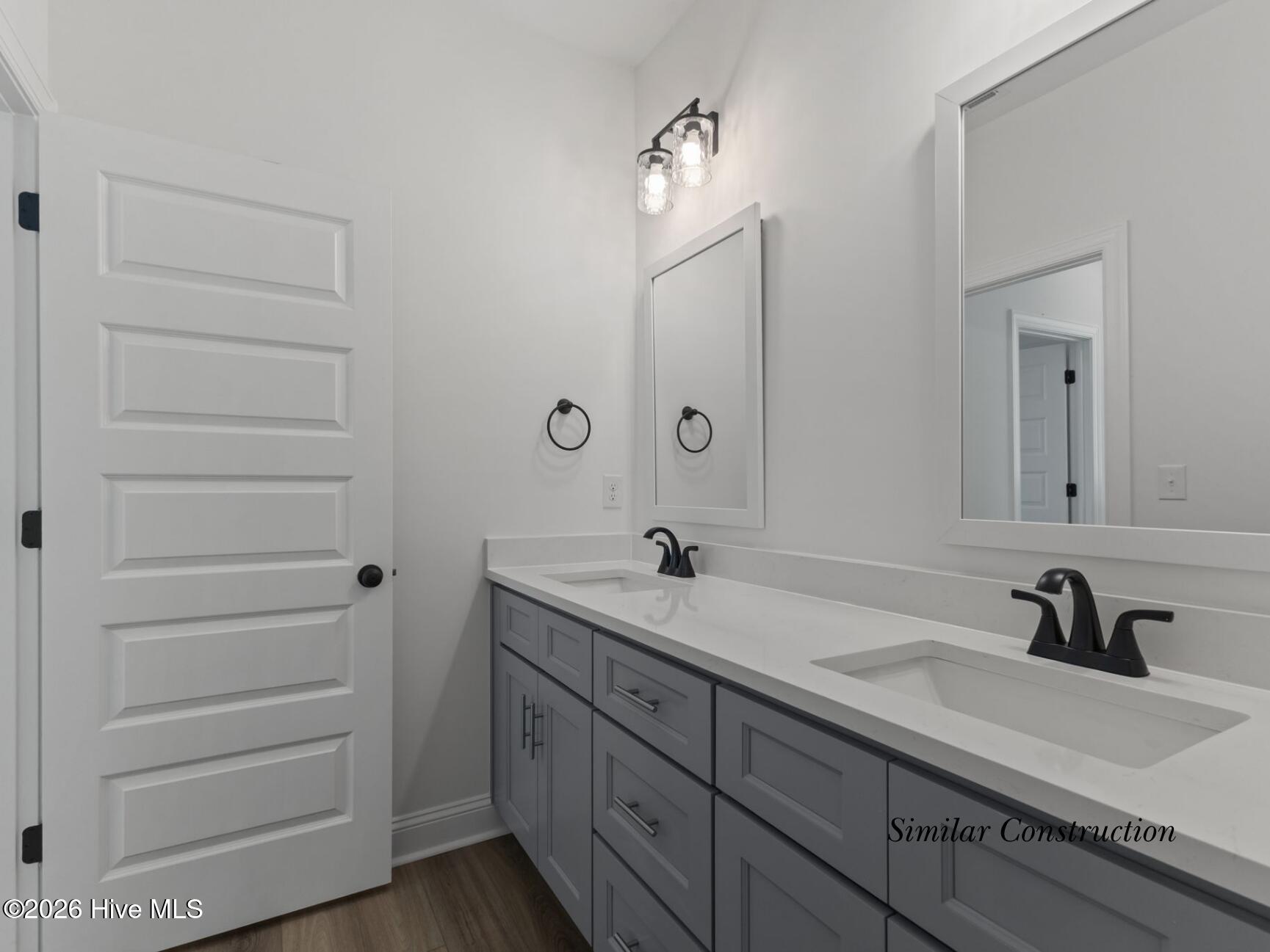 109 Eastbay Way Property Photo 29