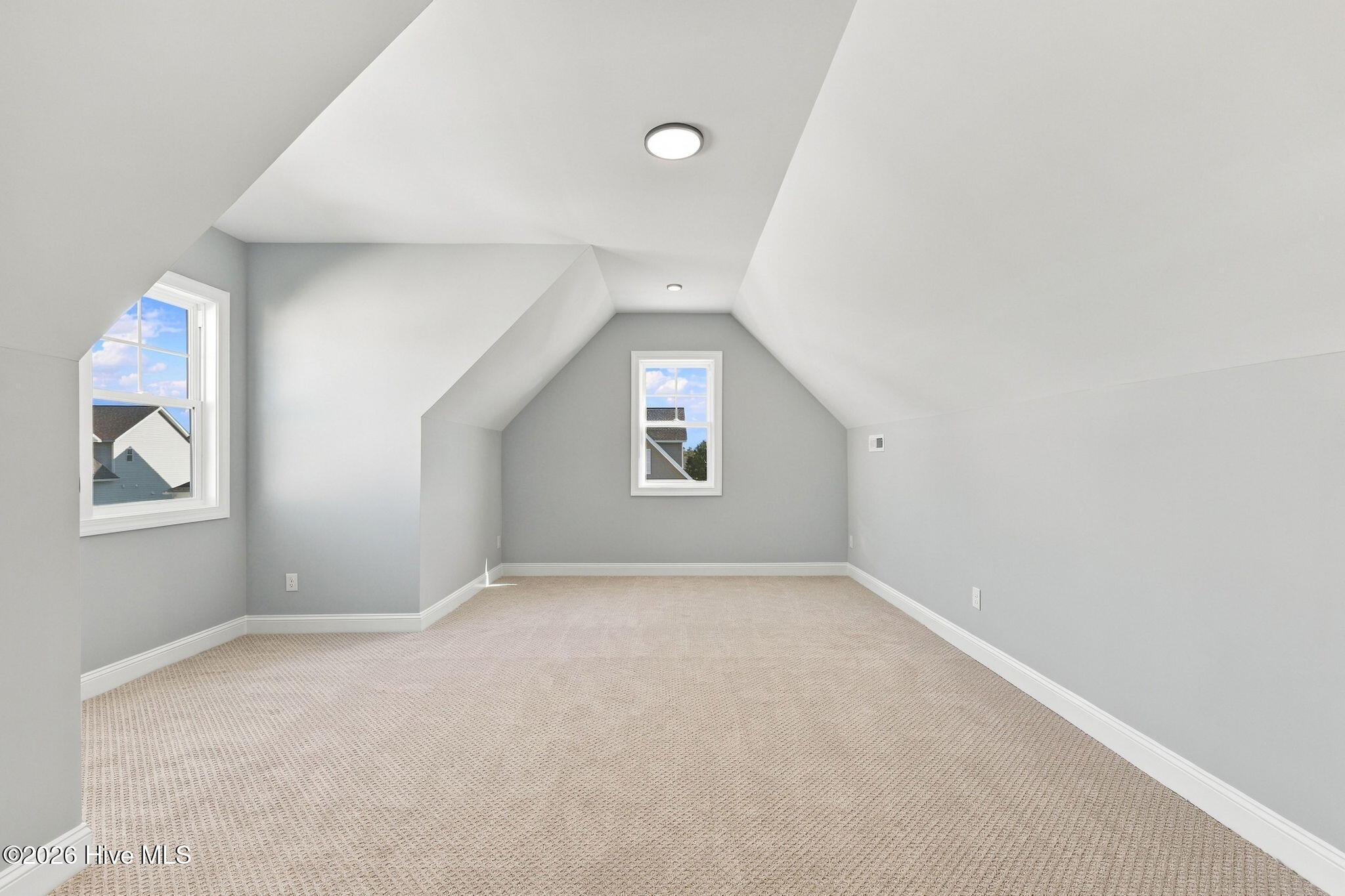 109 Eastbay Way Property Photo 31