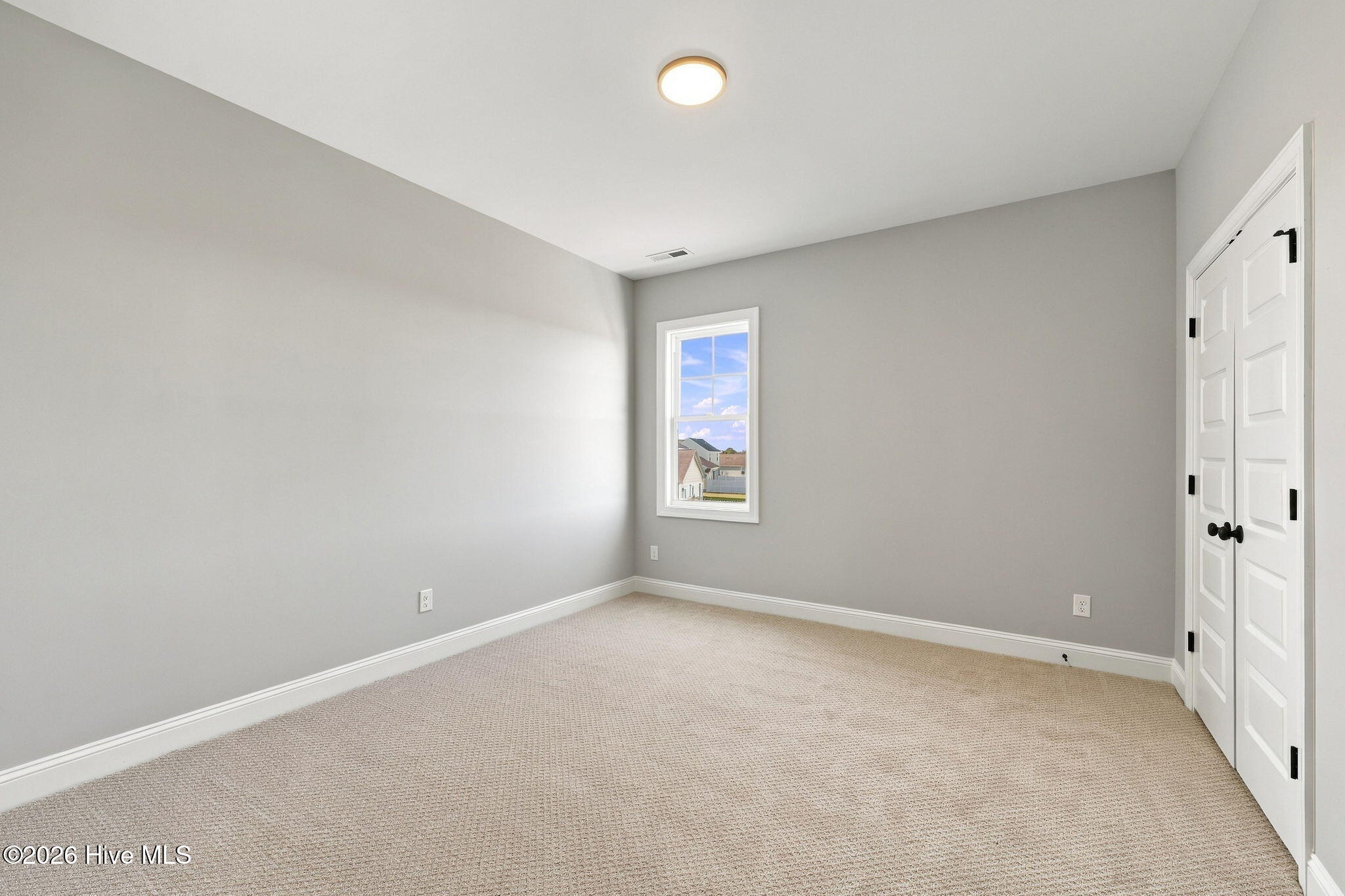 109 Eastbay Way Property Photo 34