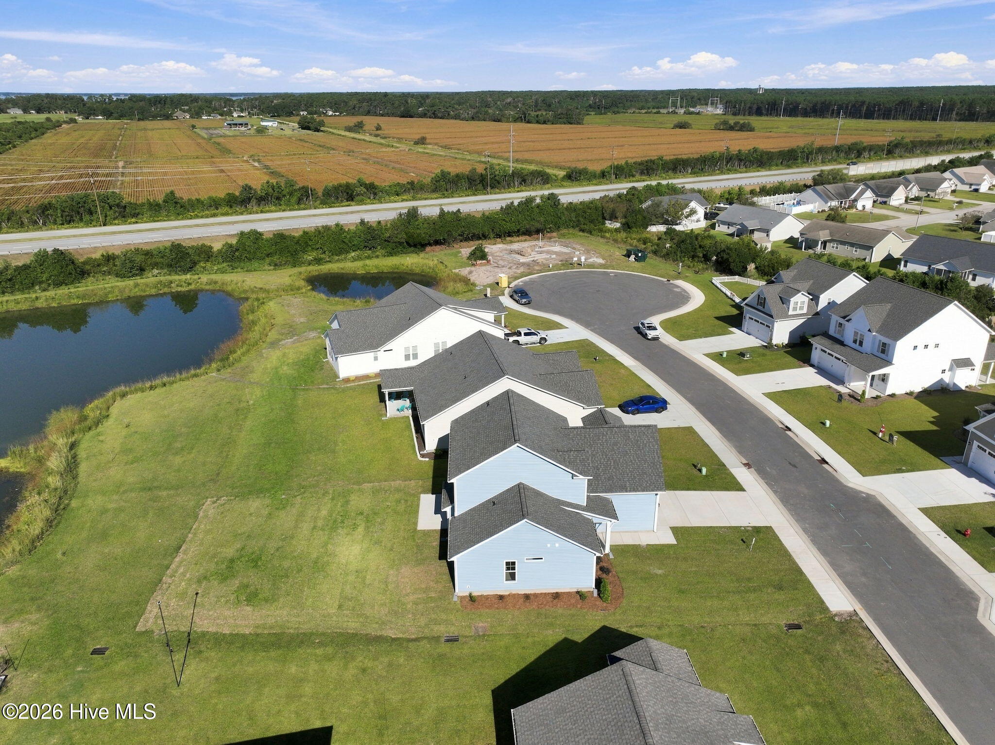 109 Eastbay Way Property Photo 41