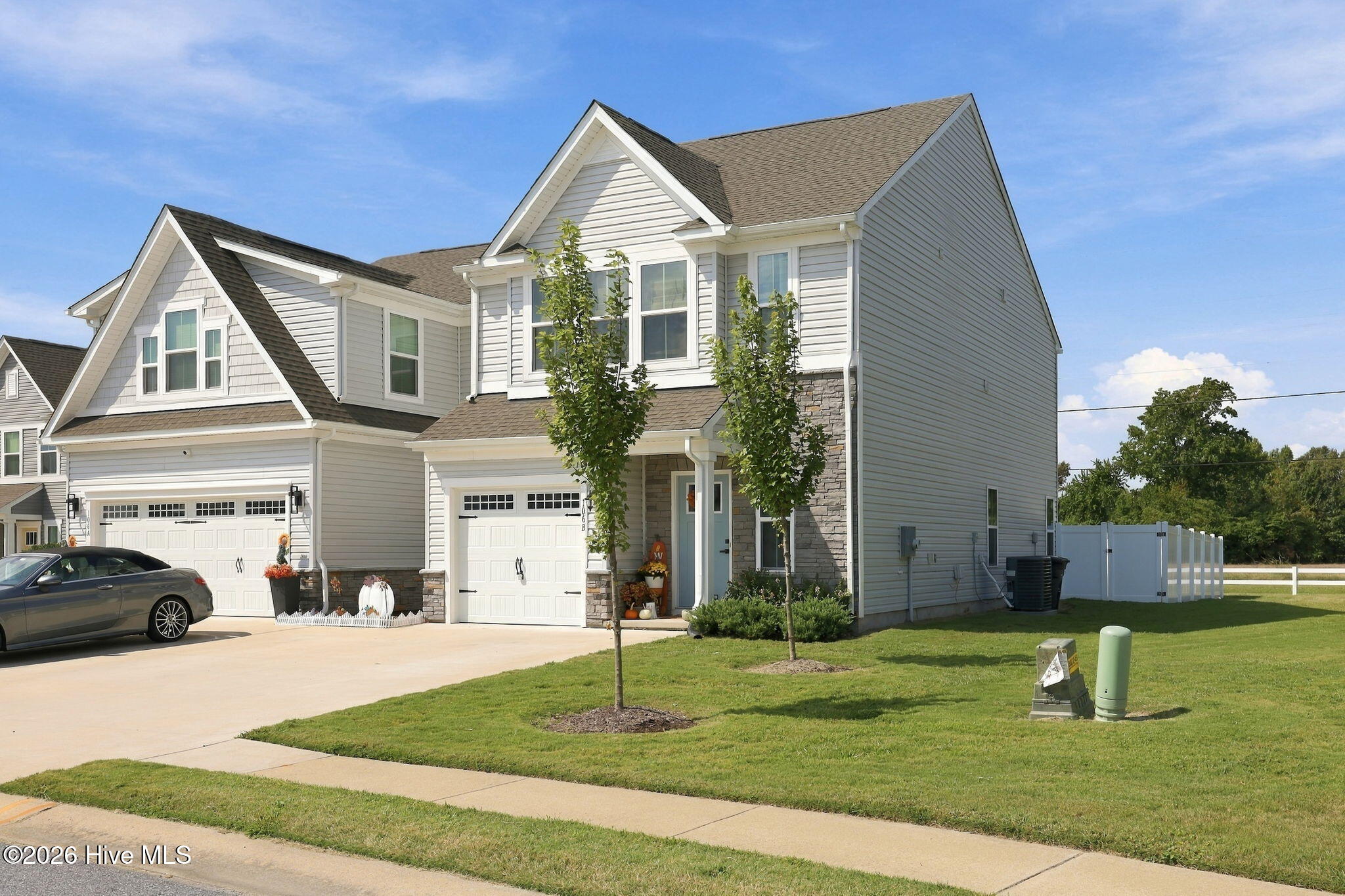 106 Spinnaker Street B Property Photo 1
