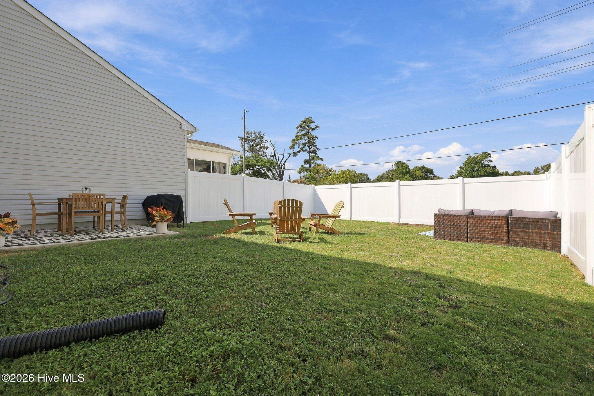 106 Spinnaker Street B Property Photo 33