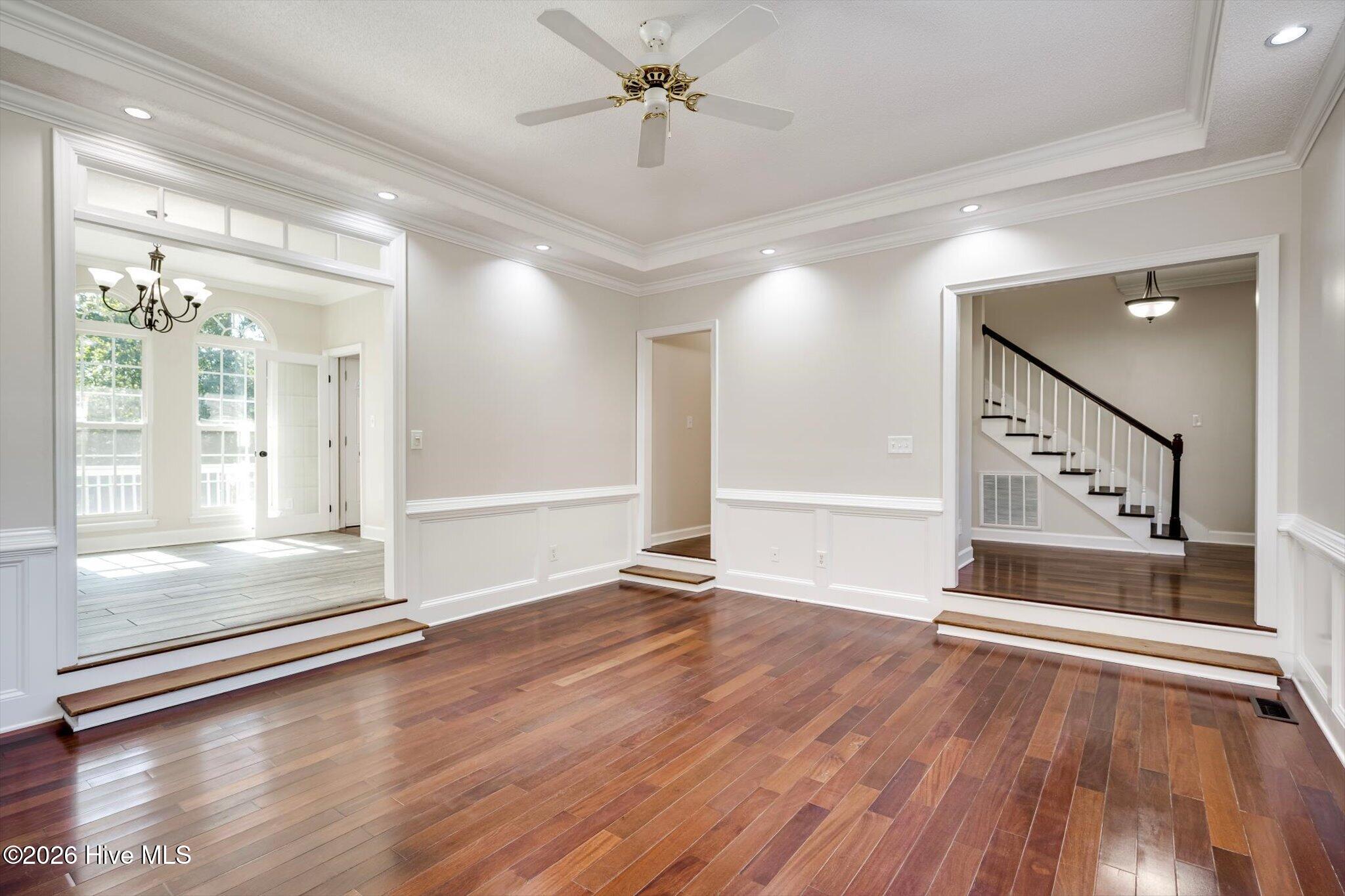 203 Stonington Drive Property Photo 10