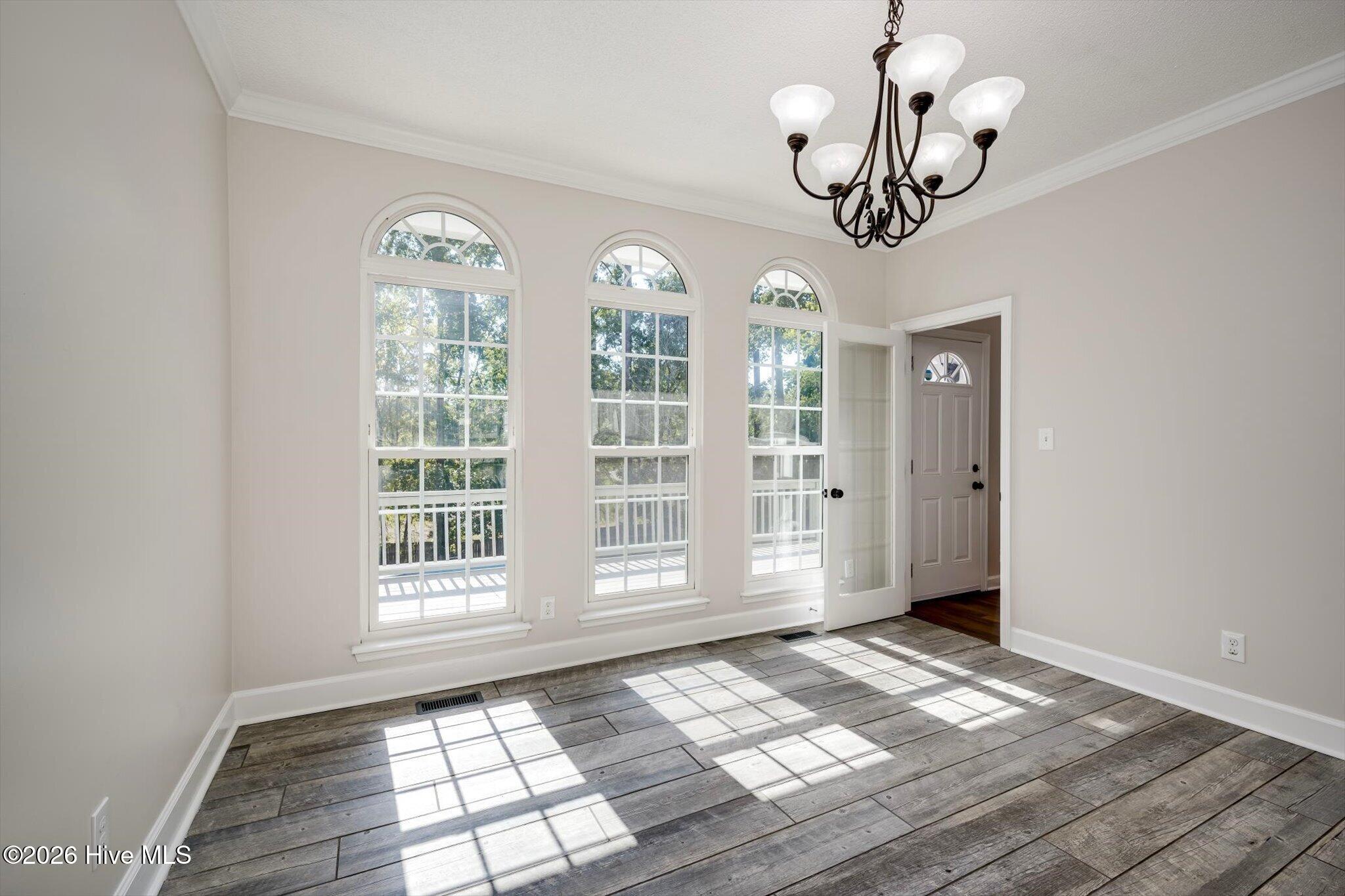 203 Stonington Drive Property Photo 12
