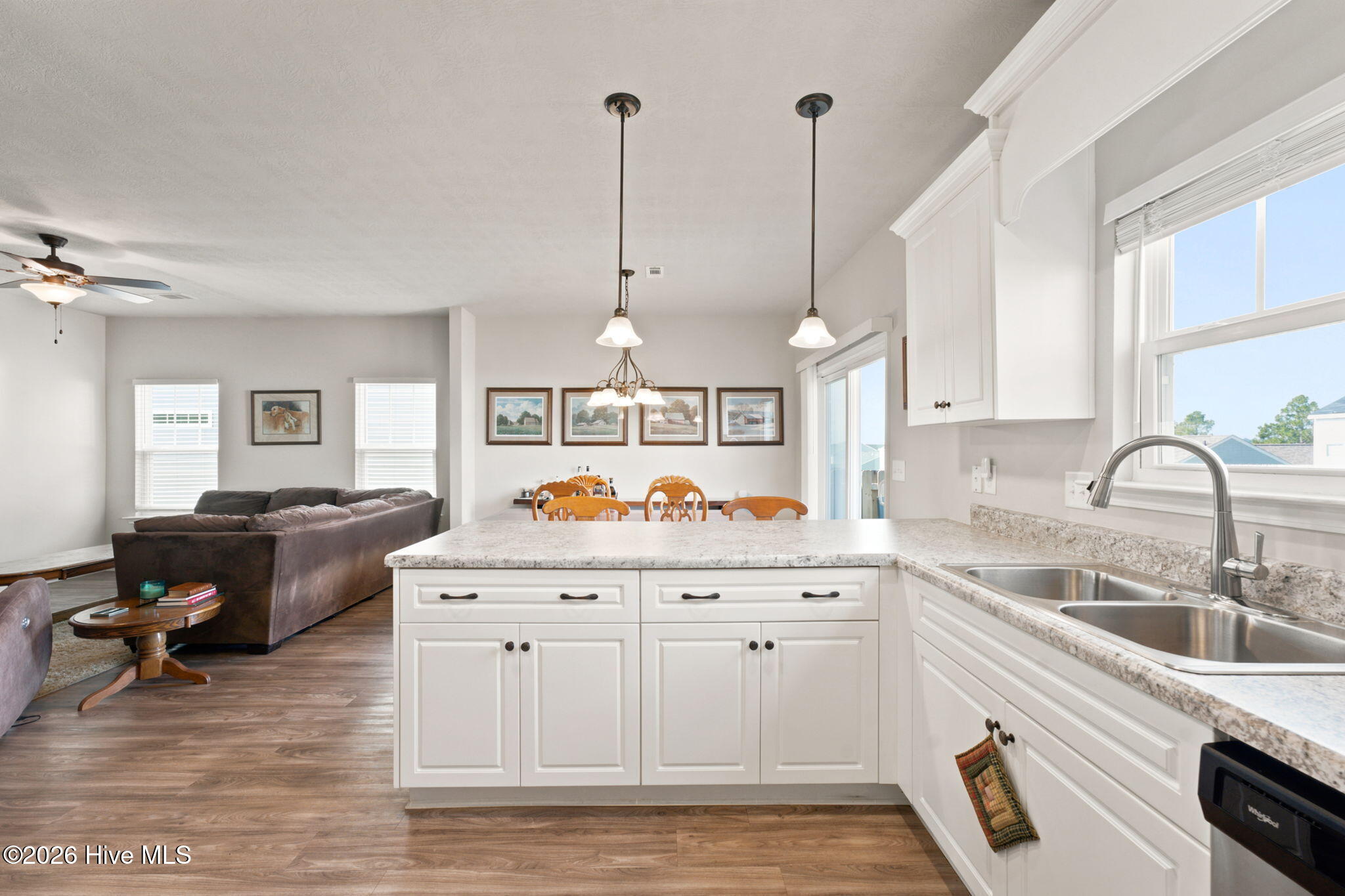 8161 Cozy Knoll Property Photo 18